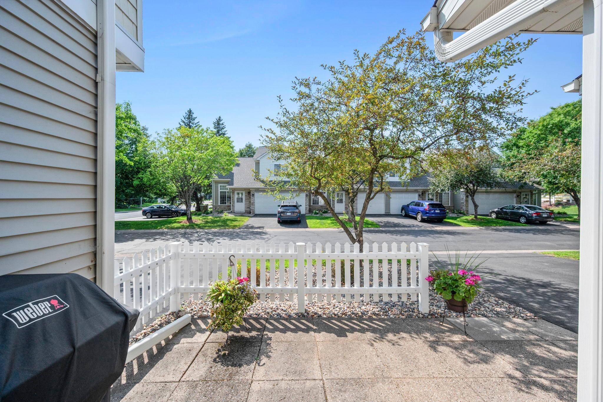15030 Dunwood TRL, Apple Valley, MN 55124
