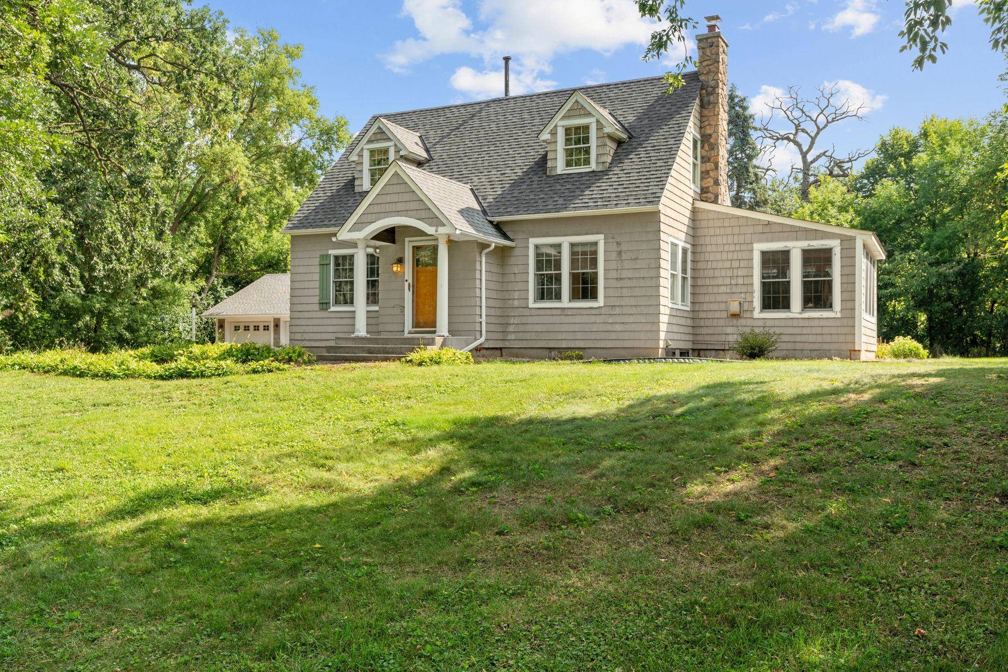 3213 County Road 101 S, Minnetonka, MN 55391