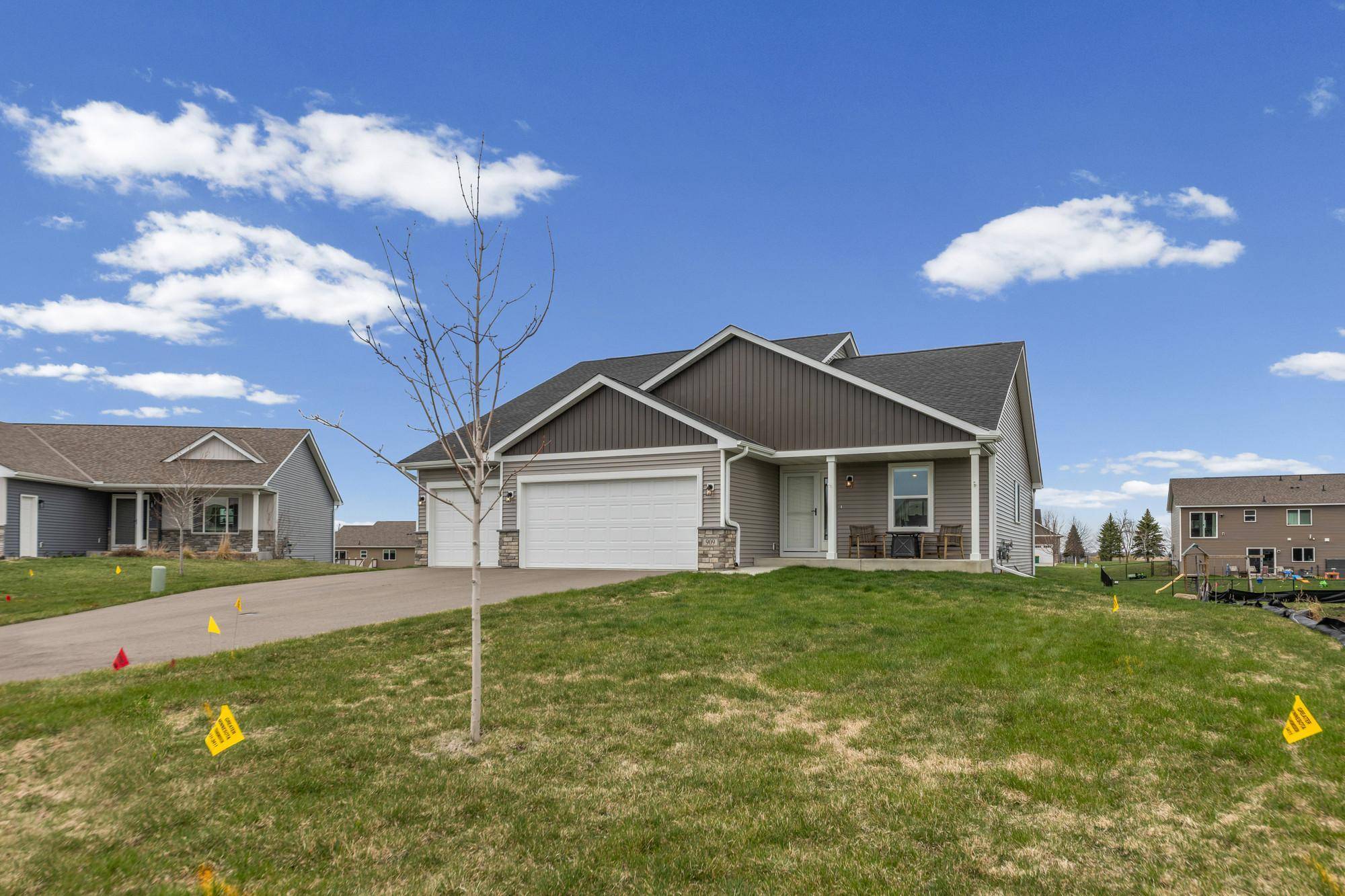 909 Emily CT NE, Montgomery, MN 56069
