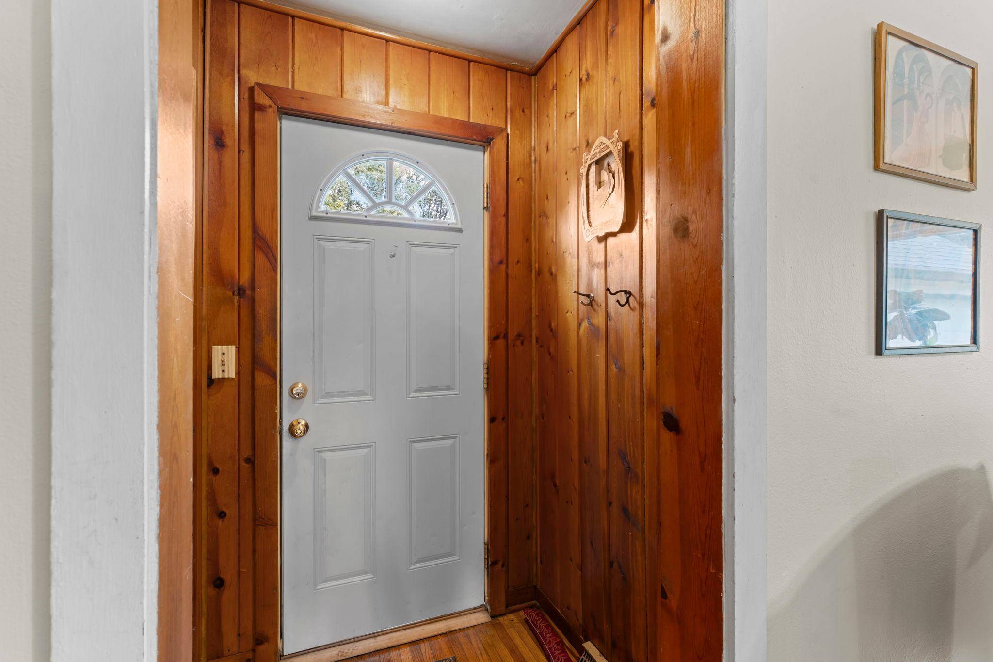 121 6th AVE NE, Cambridge, MN 55008