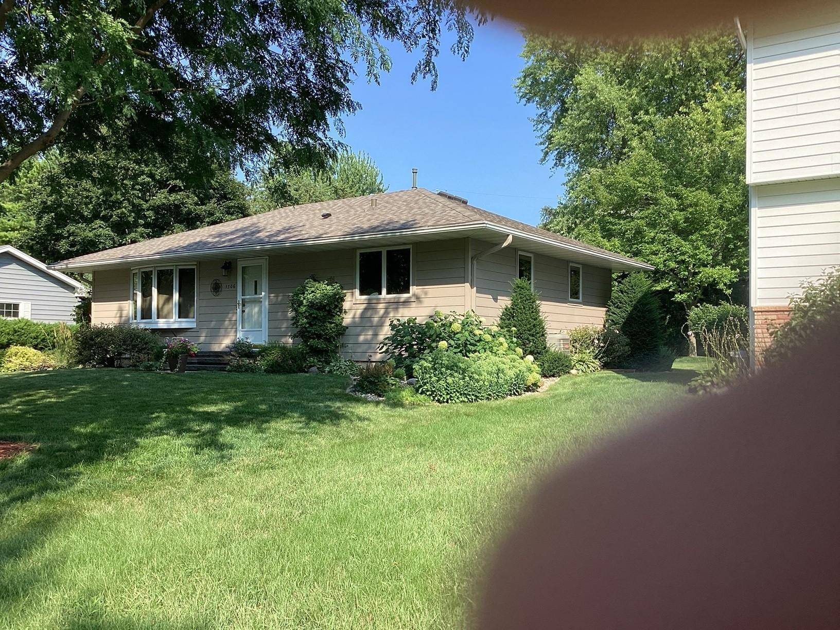 1306 Foothills BLVD, Albert Lea, MN 56007