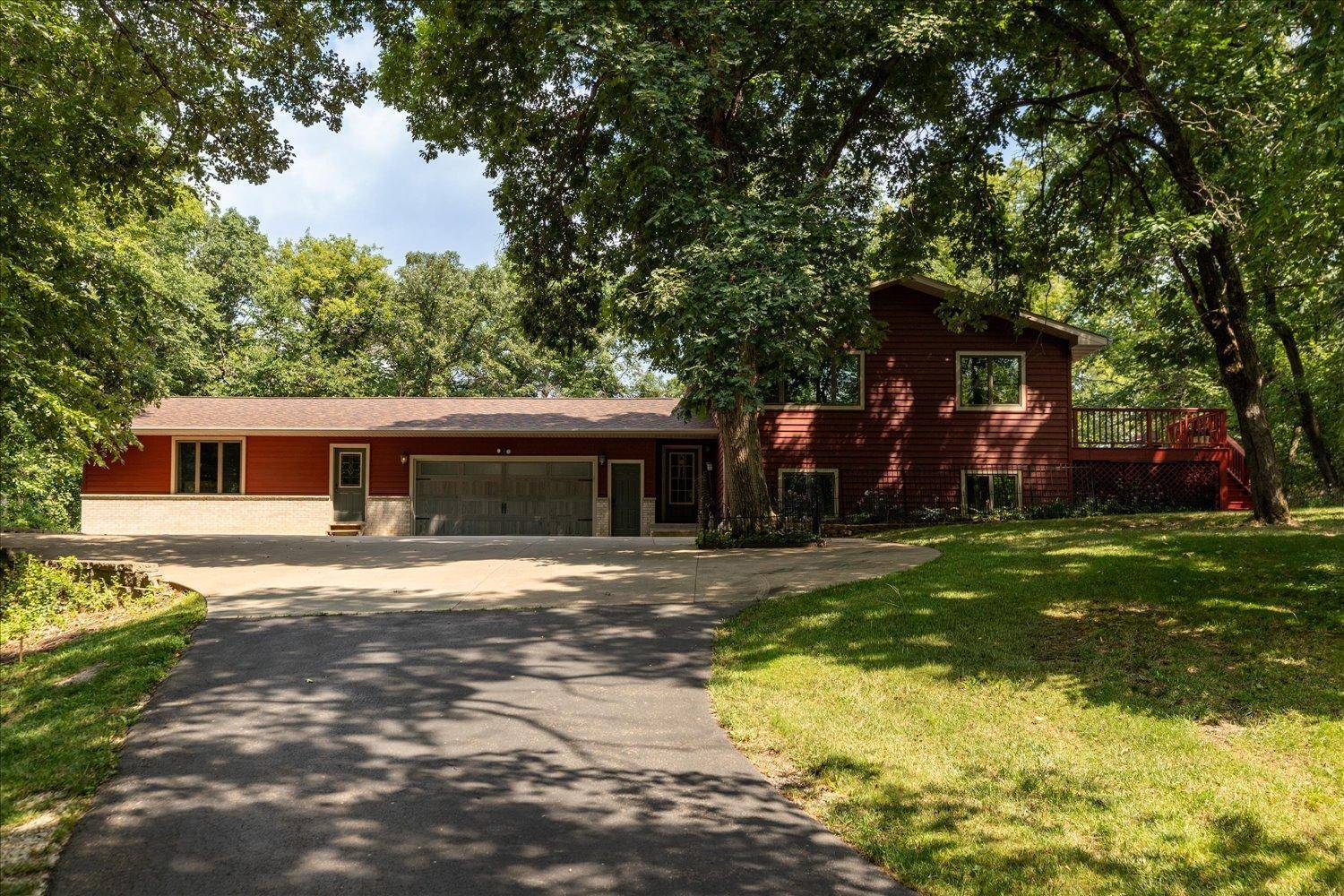 2222 Schmidt CT SE, Rochester, MN 55904