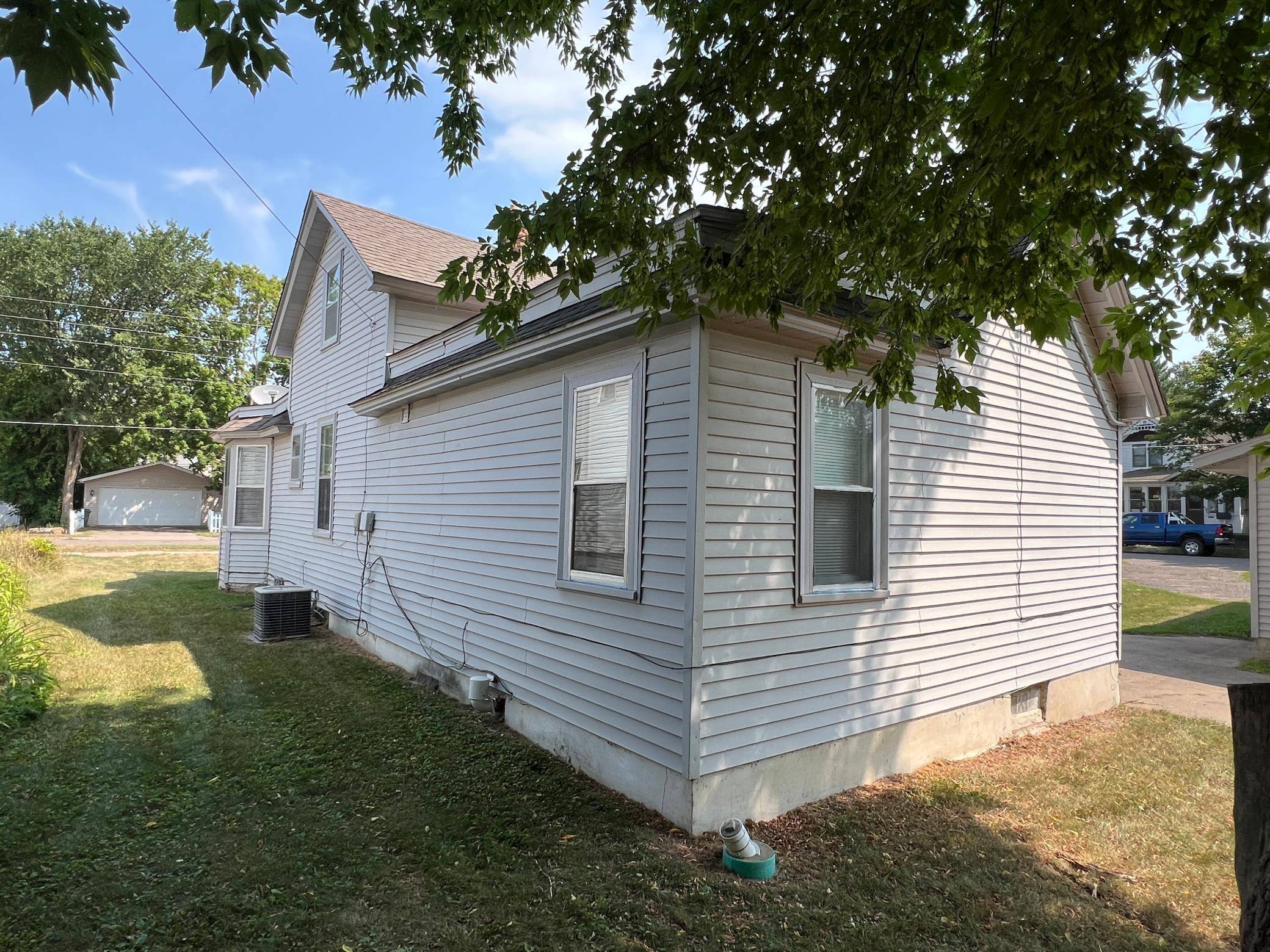 200 1st AVE SE, Pine City, MN 55063