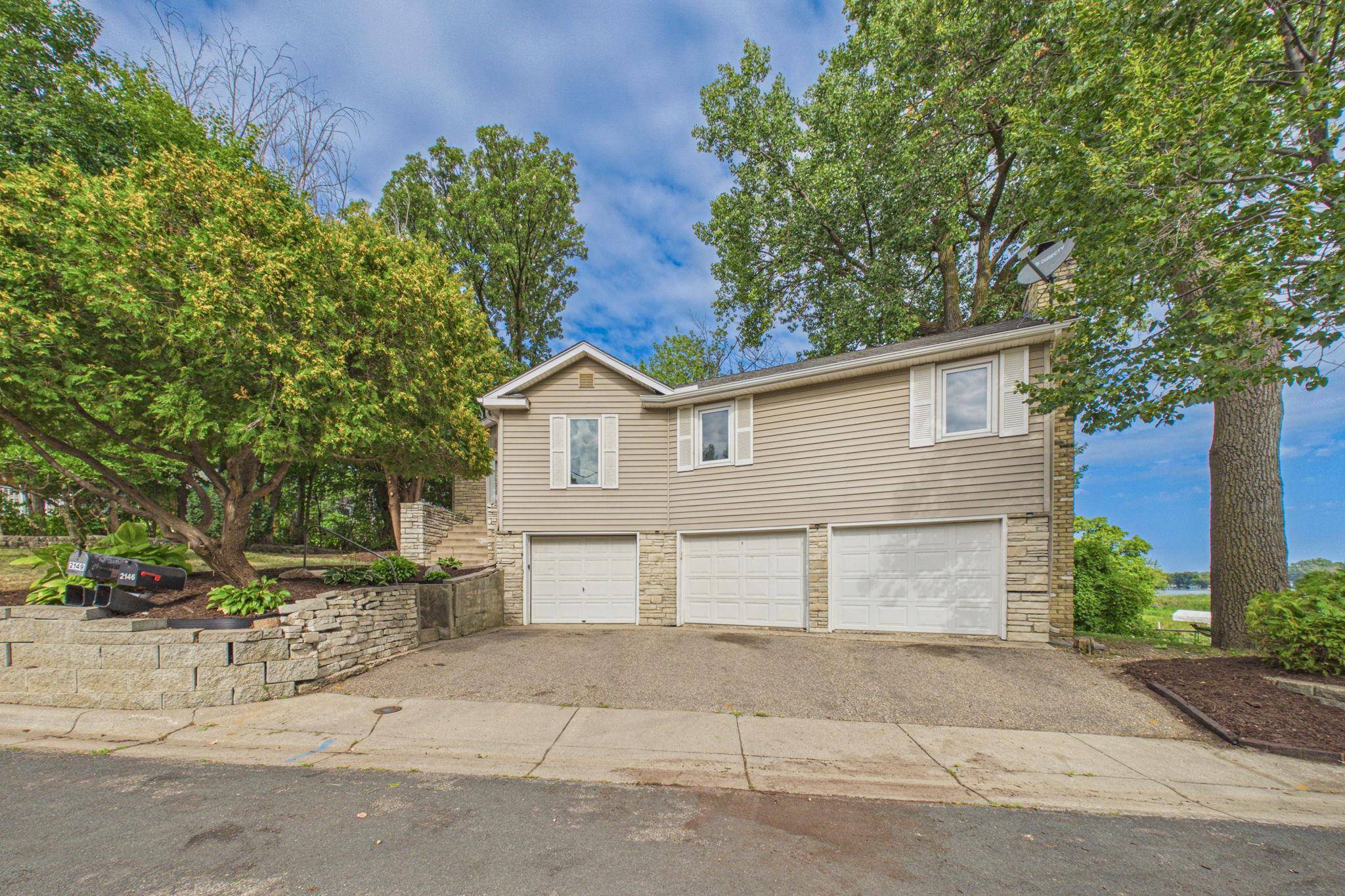 2149 Cardinal LN, Mound, MN 55364