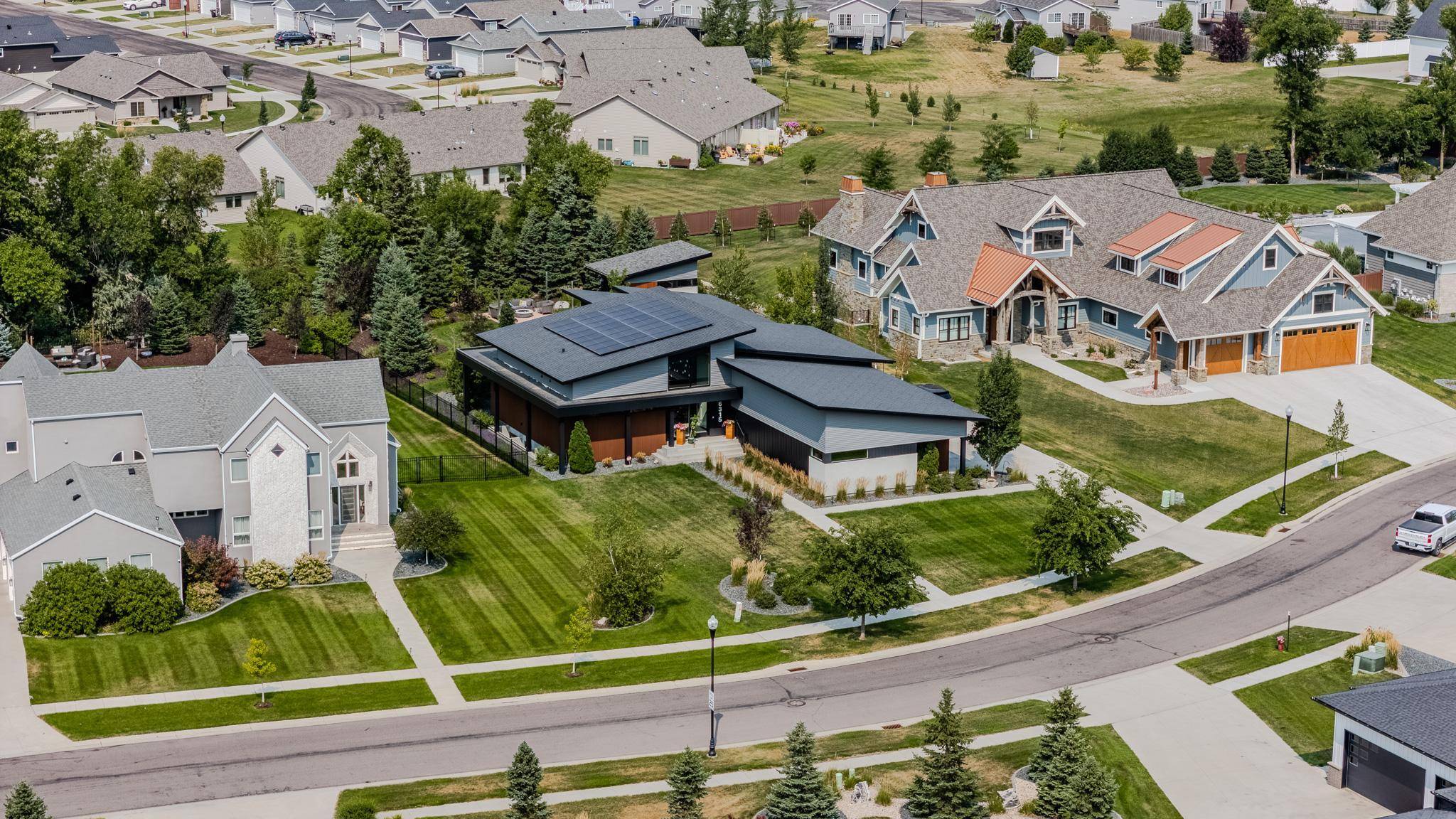 6315 31st ST S, Fargo, ND 58104