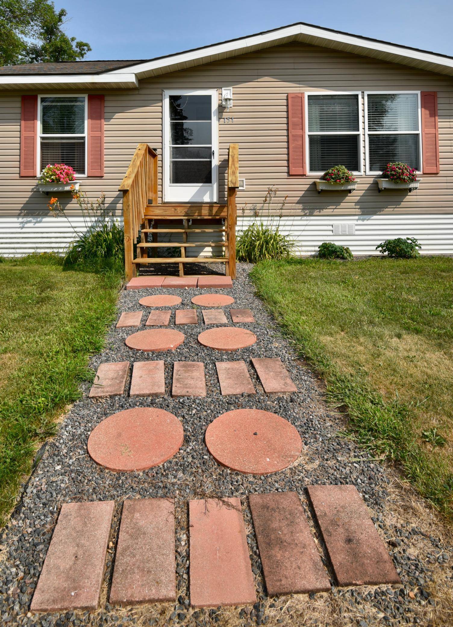 160 N Prospect AVE #151, Ogilvie, MN 56358