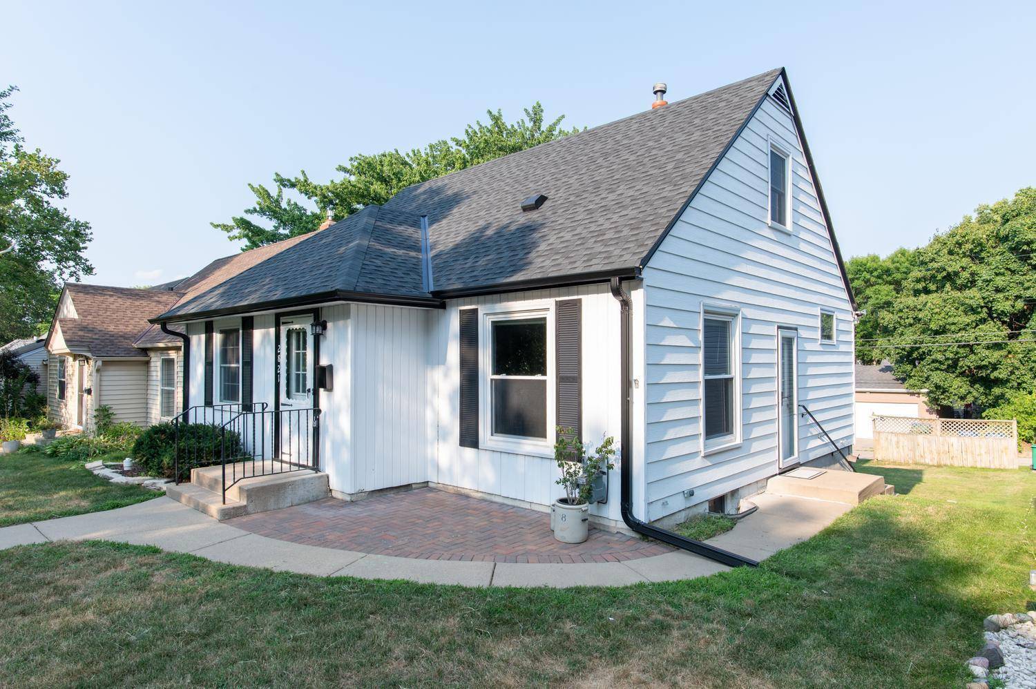 2821 Edgewood AVE S, Saint Louis Park, MN 55426