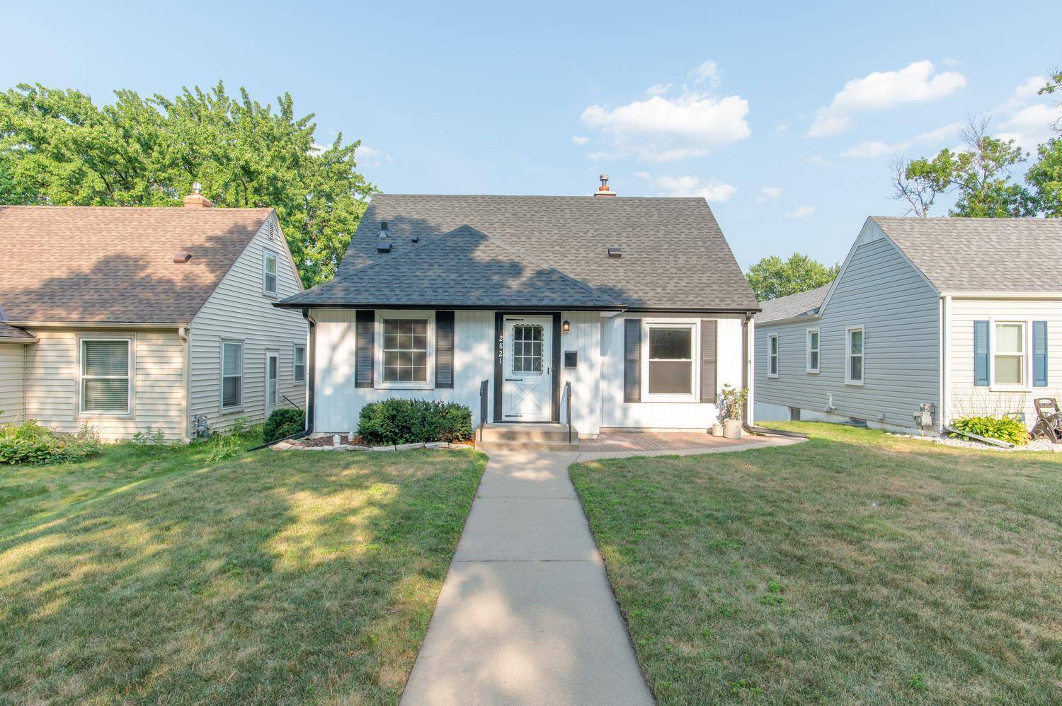 2821 Edgewood AVE S, Saint Louis Park, MN 55426