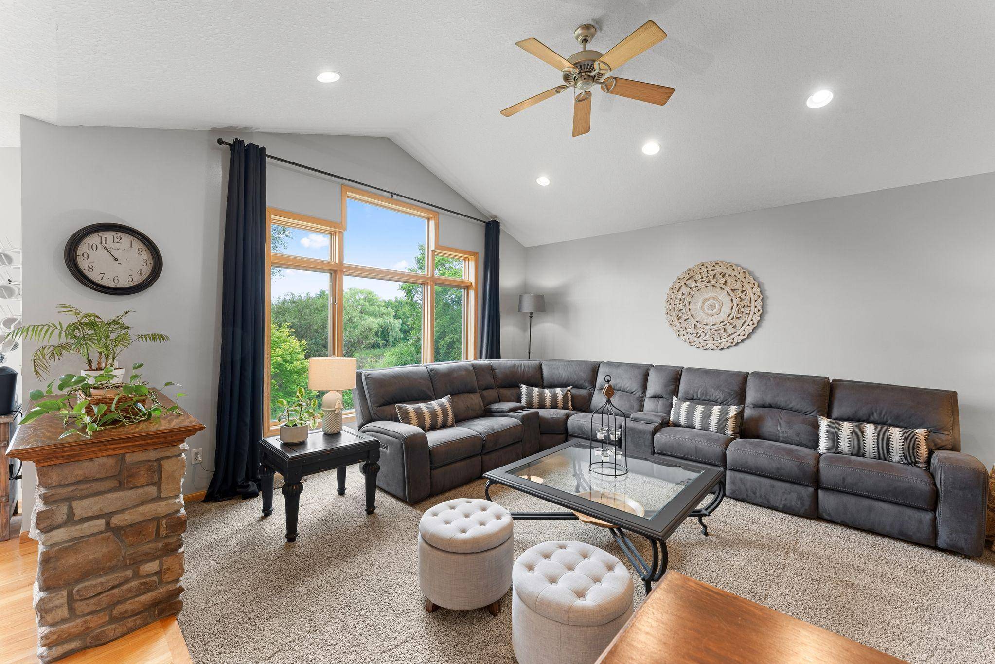 1678 Hunters TRL, Centerville, MN 55038