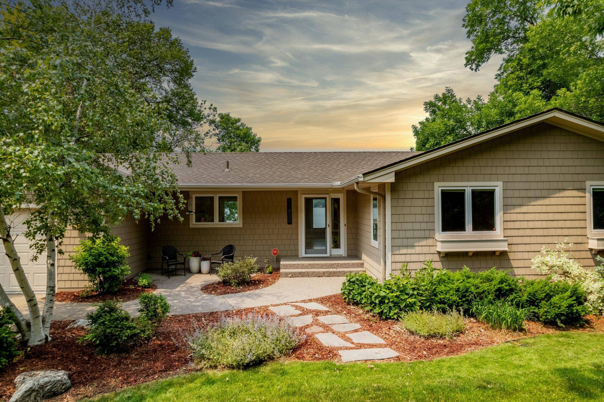11900 54th AVE N, Plymouth, MN 55442