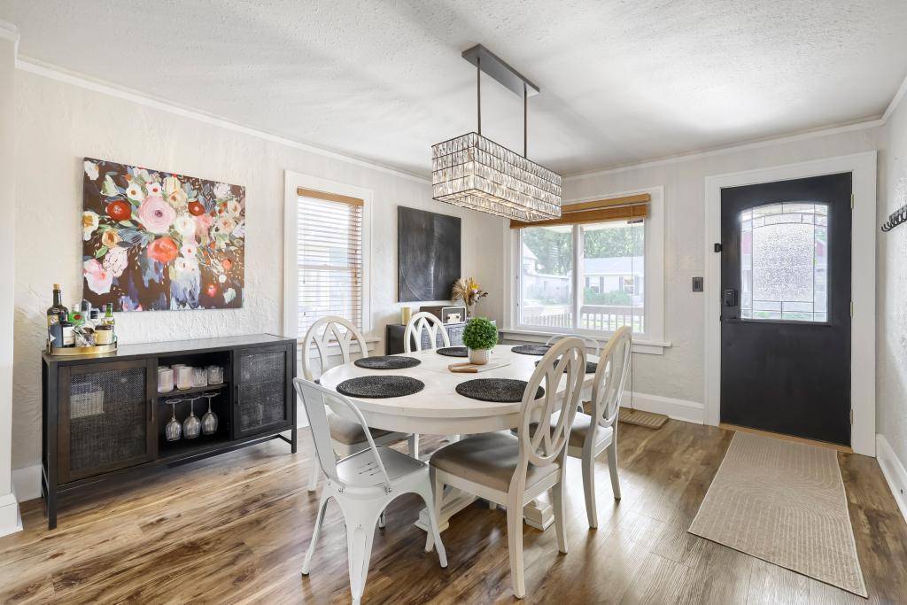454 4th AVE S, South Saint Paul, MN 55075