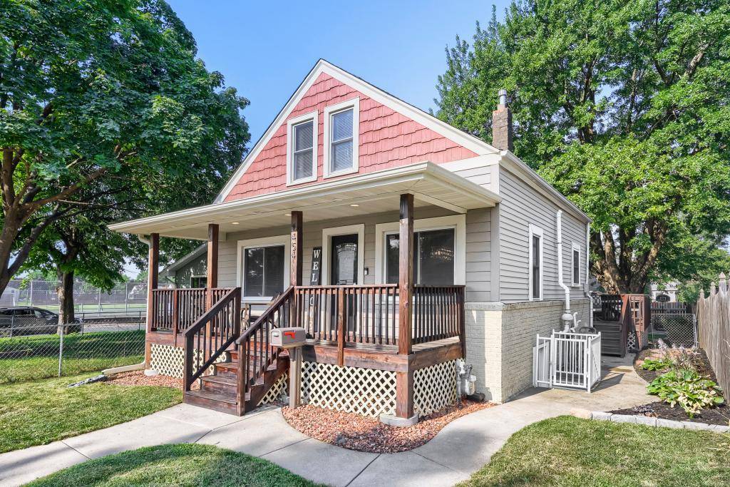 454 4th AVE S, South Saint Paul, MN 55075