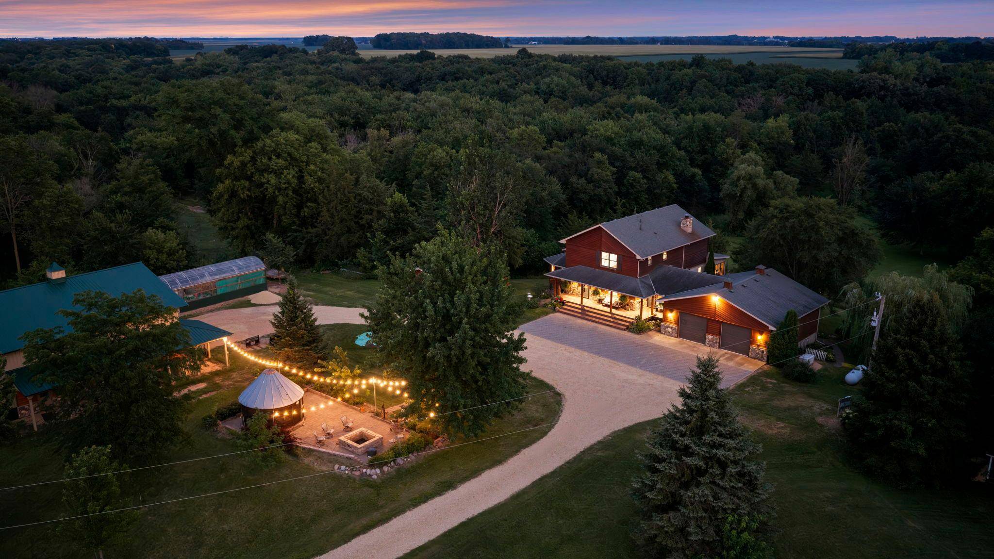 29173 Le Sueur Creek RD, Le Sueur, MN 56058