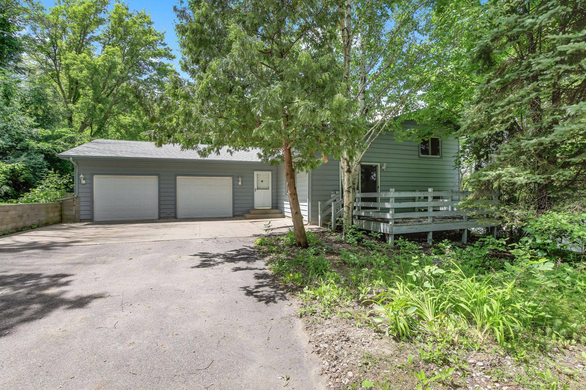 7435 Kurt ST, Loretto, MN 55357