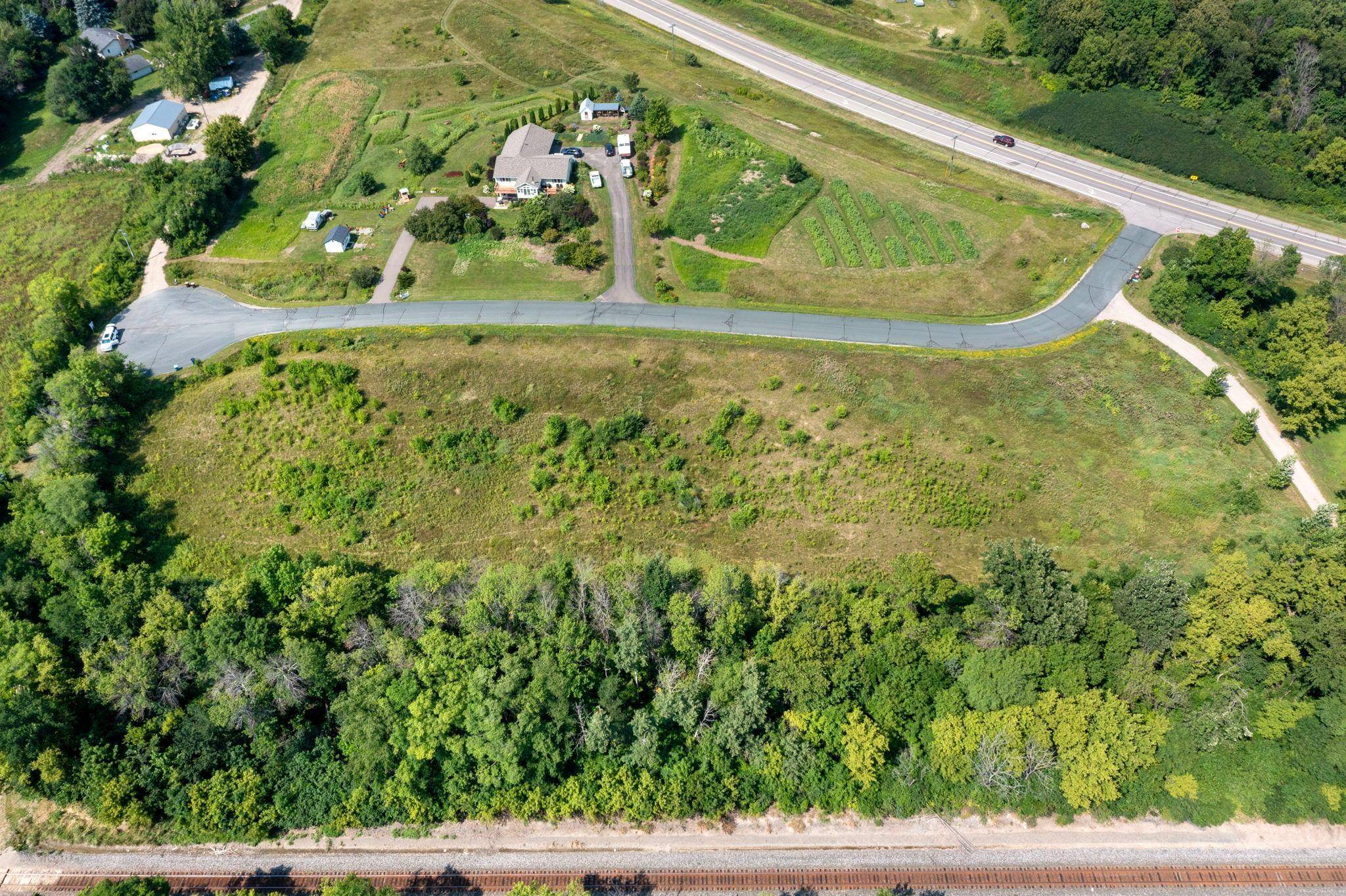 6900 Nyle CT, Greenfield, MN 55373