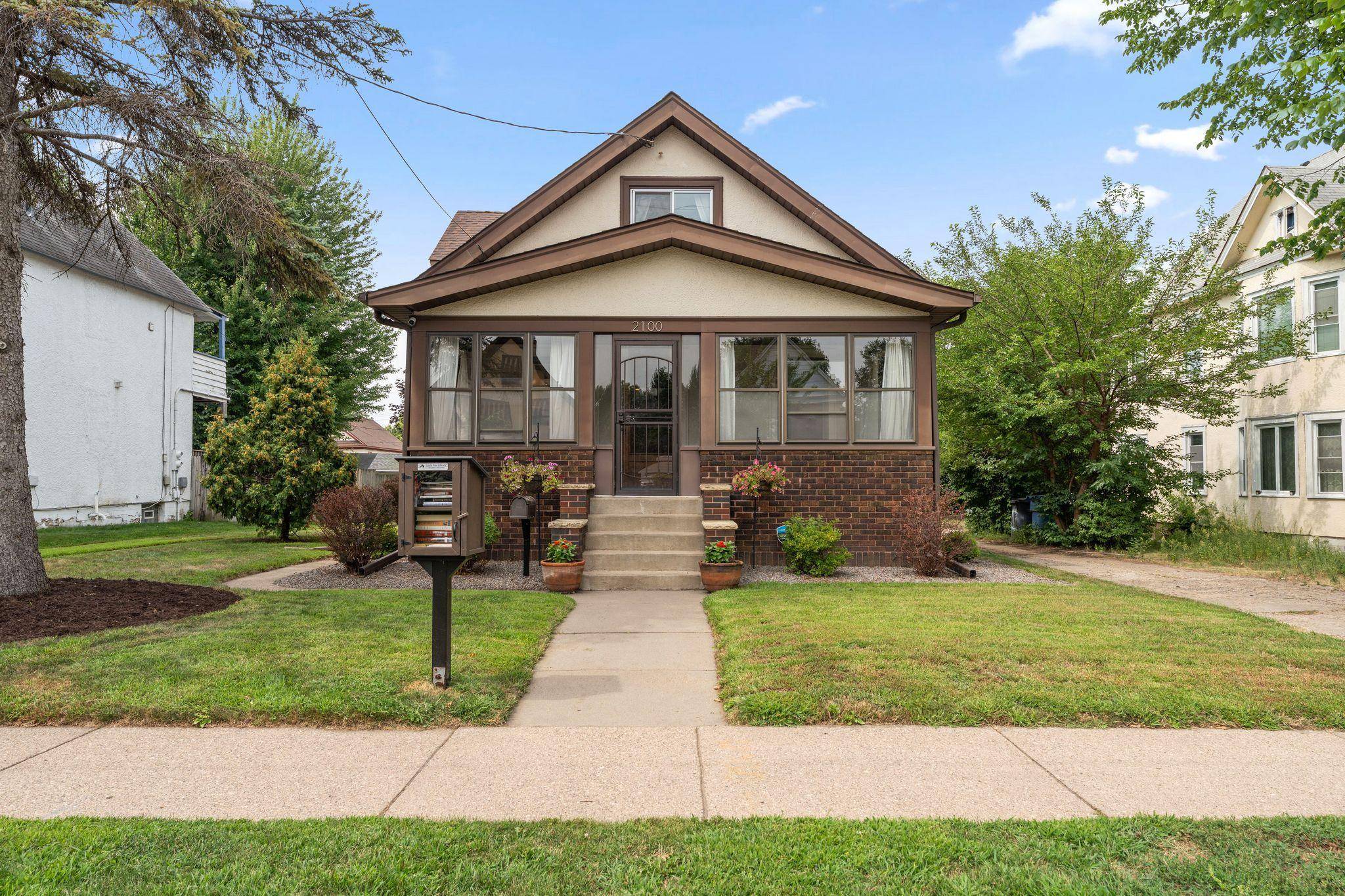2100 5th ST NE, Minneapolis, MN 55418