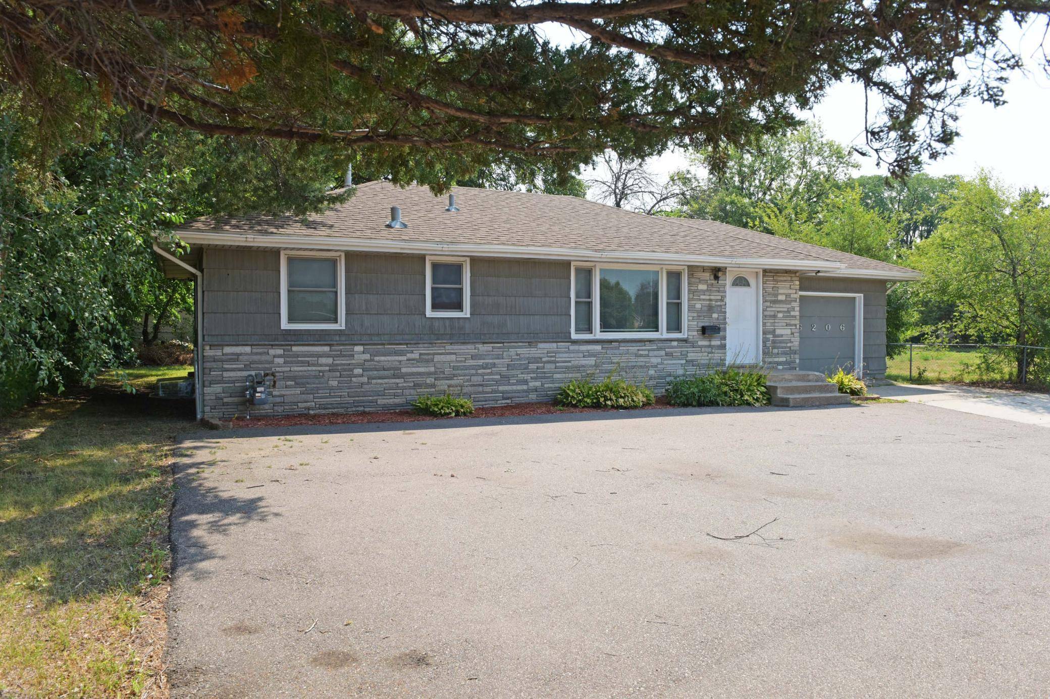 6206 Brooklyn BLVD, Brooklyn Center, MN 55429
