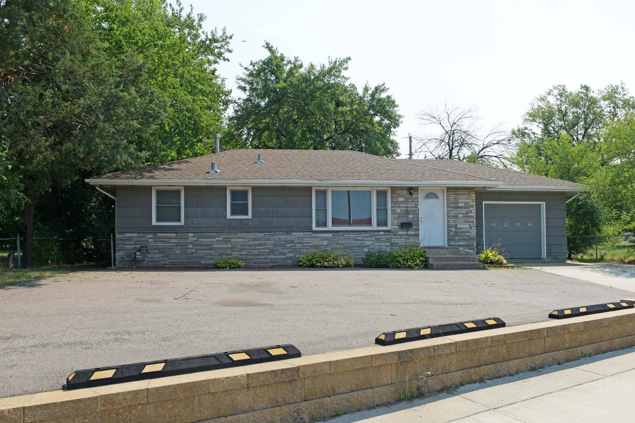 6206 Brooklyn BLVD, Brooklyn Center, MN 55429