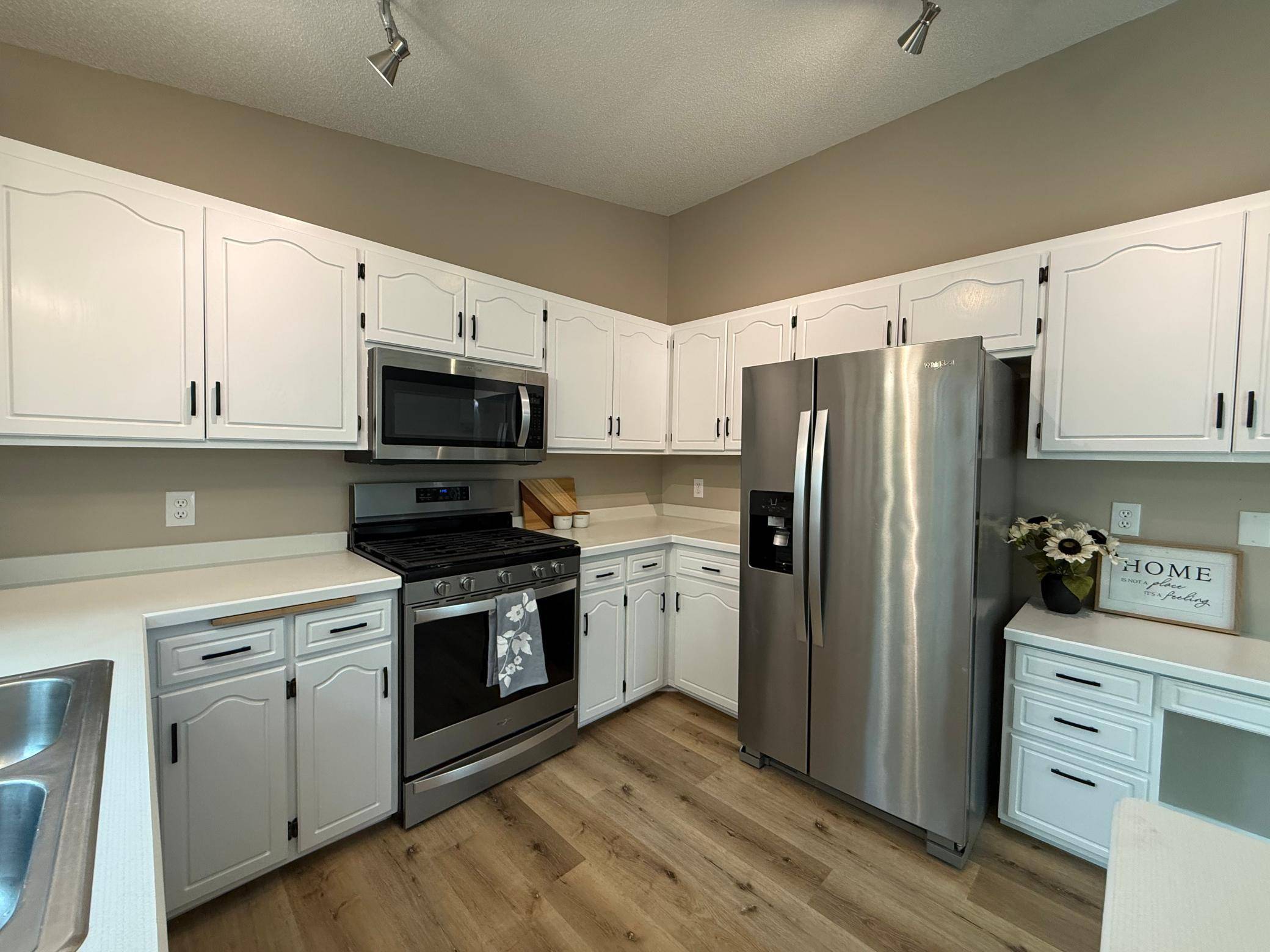 107 Chestnut CIR, Big Lake, MN 55309