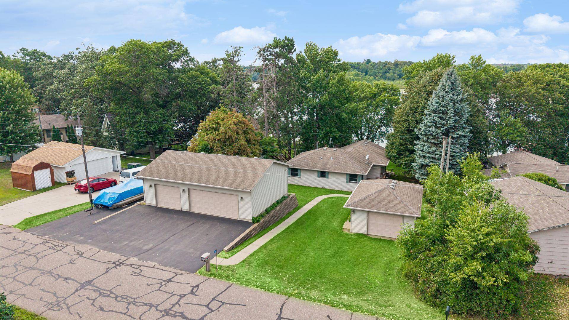 5162 114th AVE SE, Clear Lake, MN 55319