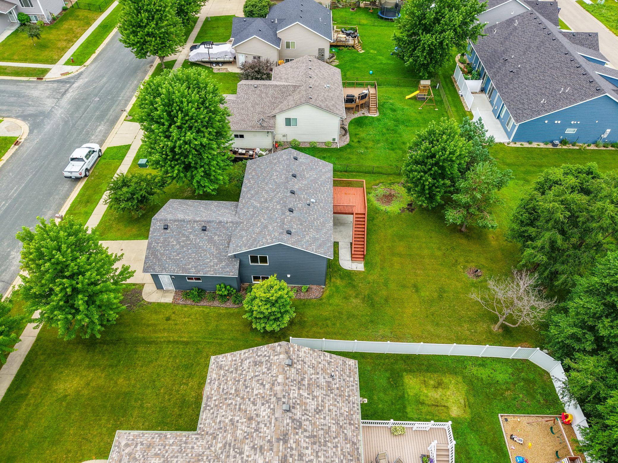 809 10th ST NW, Kasson, MN 55944