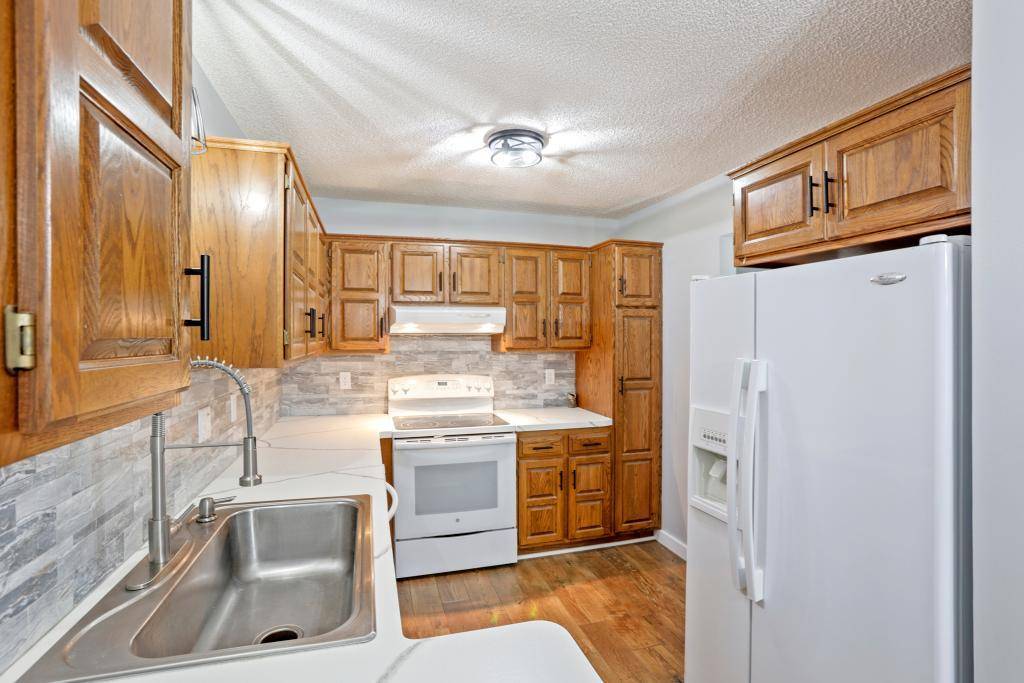 5536 Aldrich DR N, Brooklyn Center, MN 55430