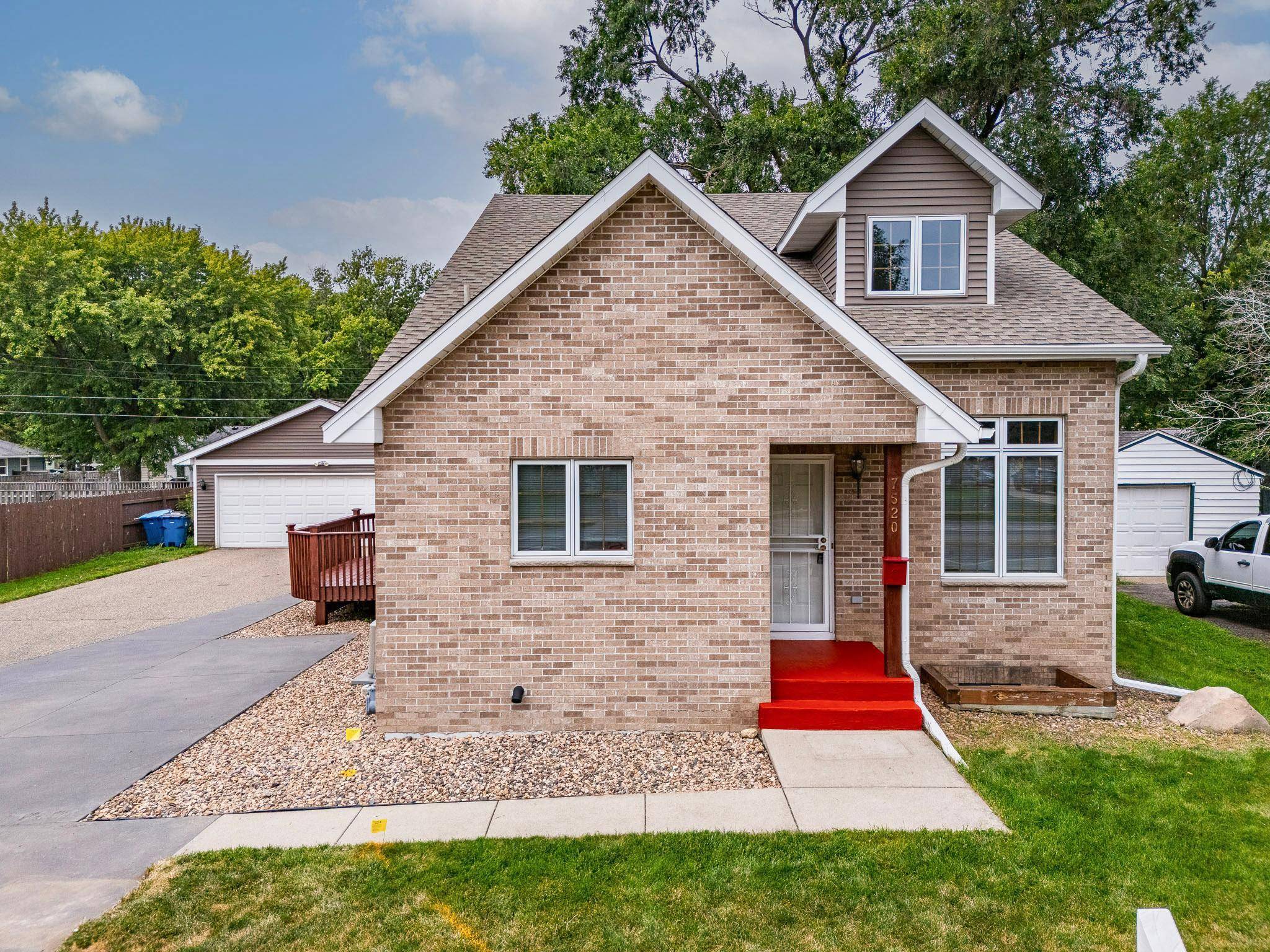 7520 Portland AVE S, Richfield, MN 55423