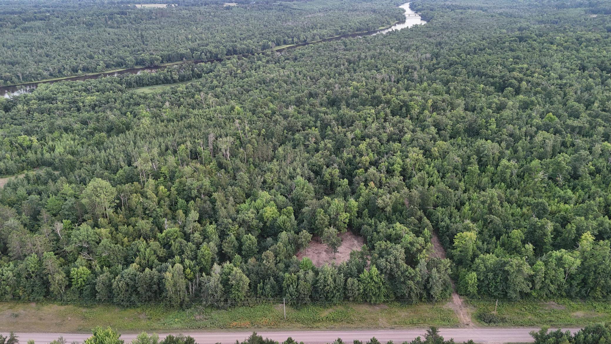 68xxx Old Ferry RD, Hinckley, MN 55037