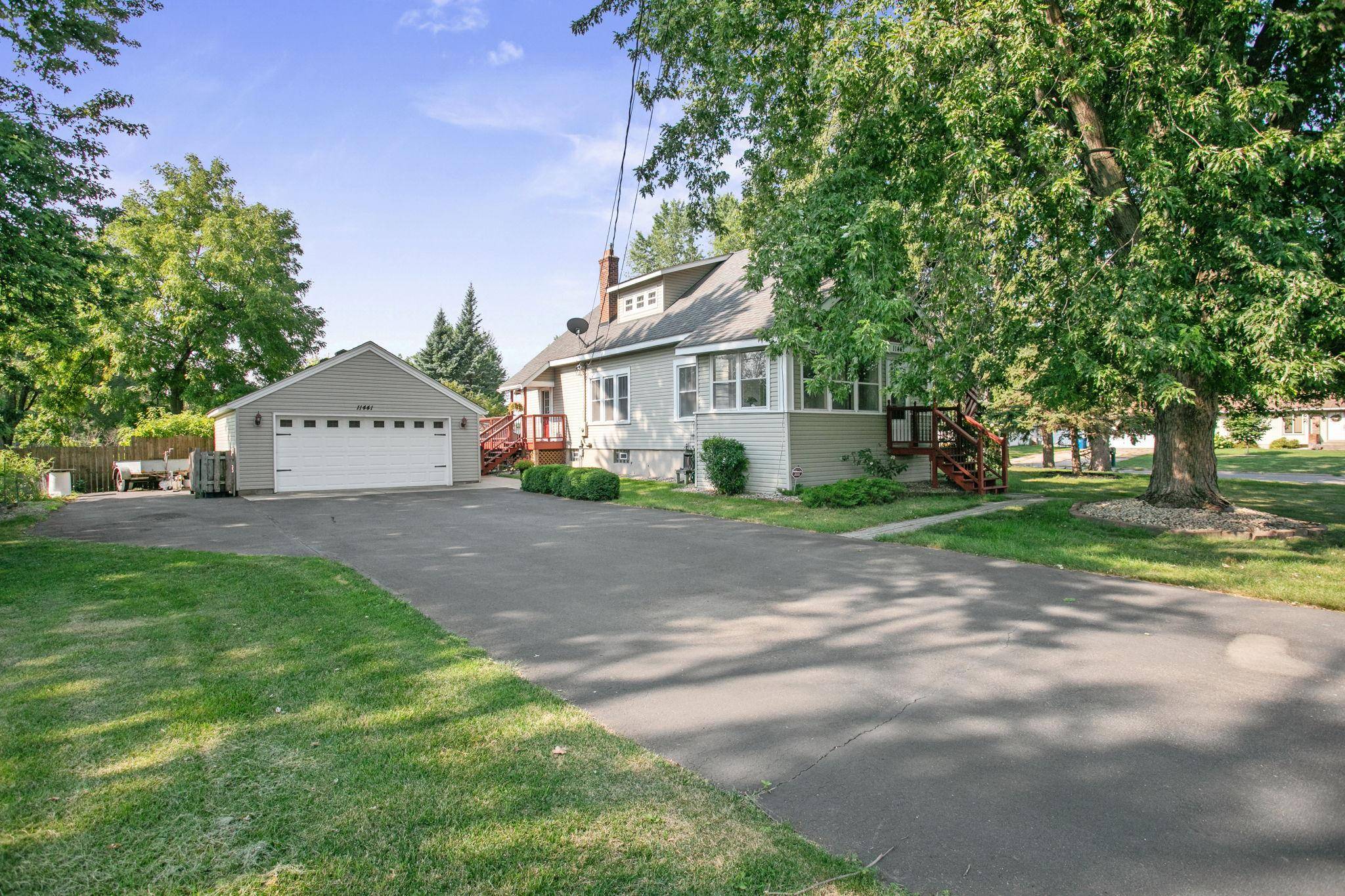 11441 57th ST NE, Albertville, MN 55301