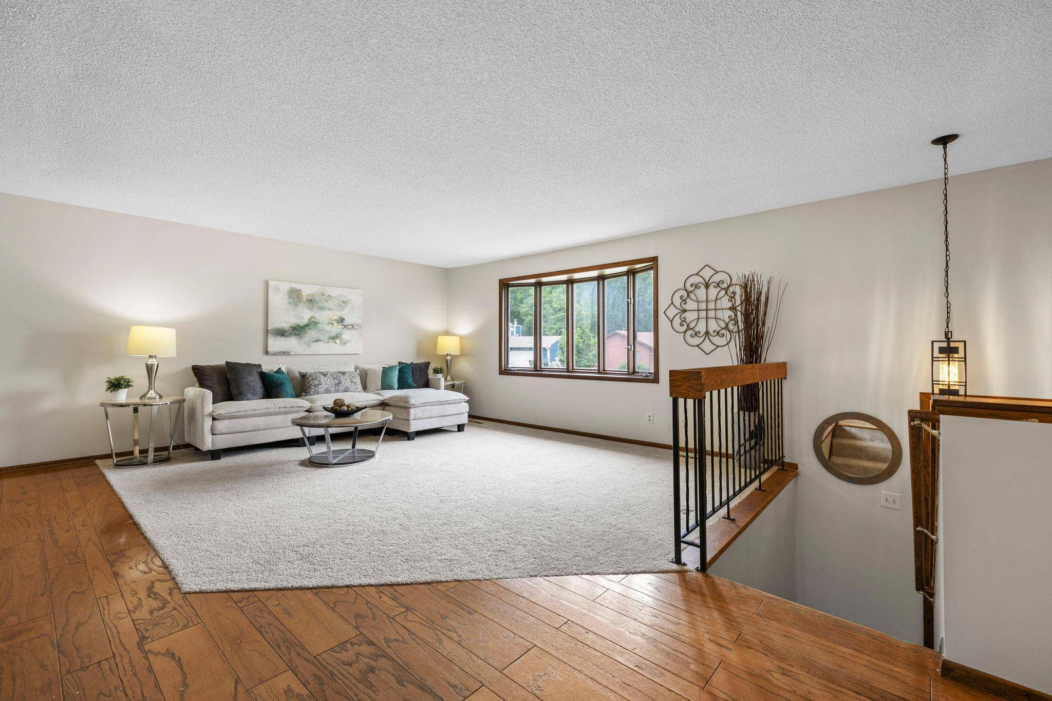 17160 Hershey CT, Lakeville, MN 55044