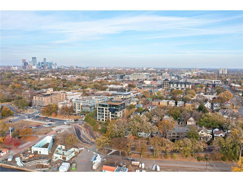 3033 E Bde Maka Ska Pkwy #301, Minneapolis, MN 55408