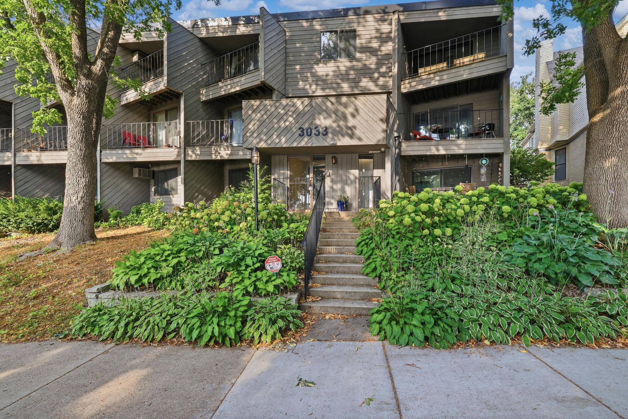 3033 E Bde Maka Ska Pkwy #301, Minneapolis, MN 55408