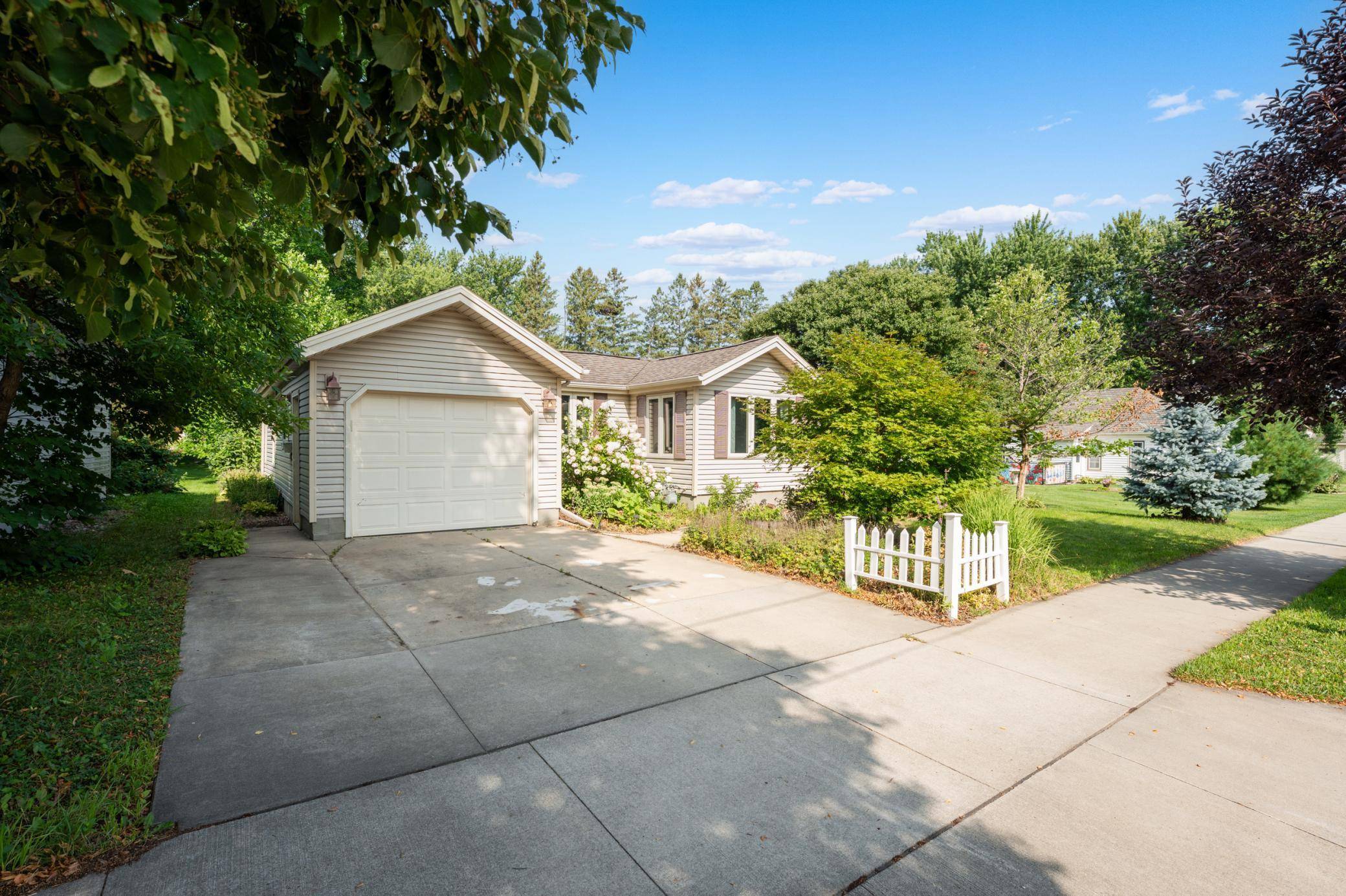 505 1st AVE NE, Byron, MN 55920