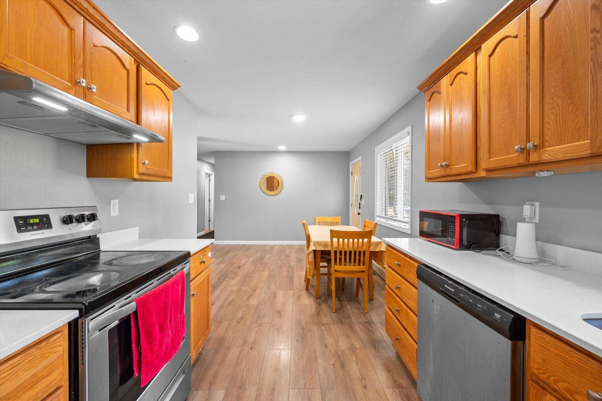 2656 Fremont AVE E, Maplewood, MN 55119