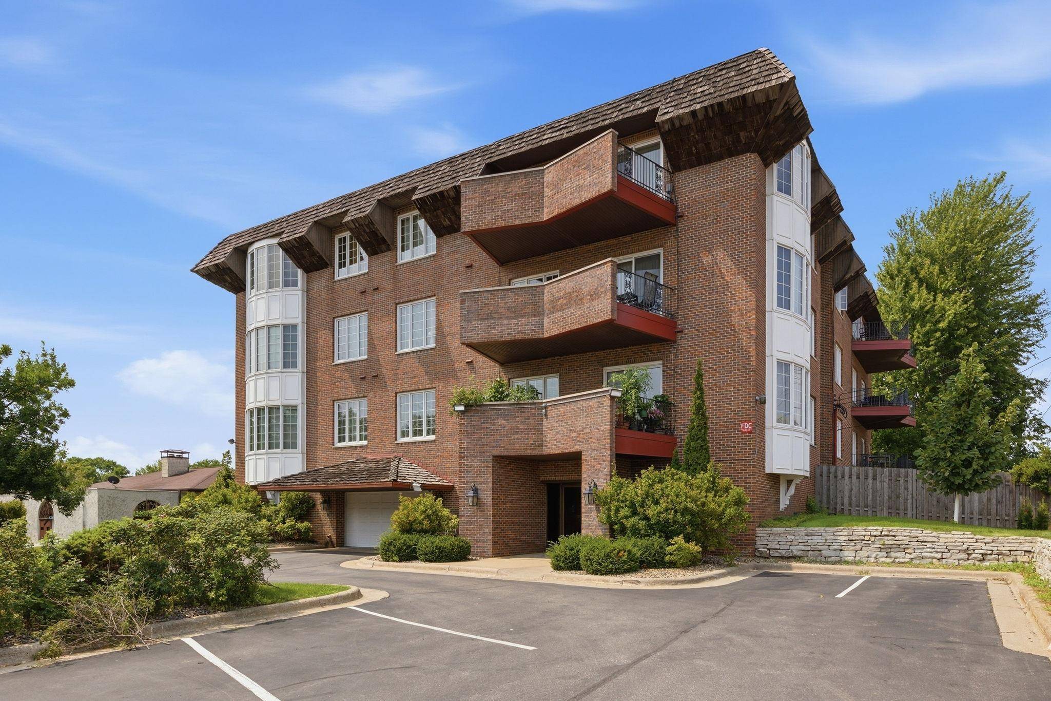 6300 Xerxes AVE S #21, Edina, MN 55423