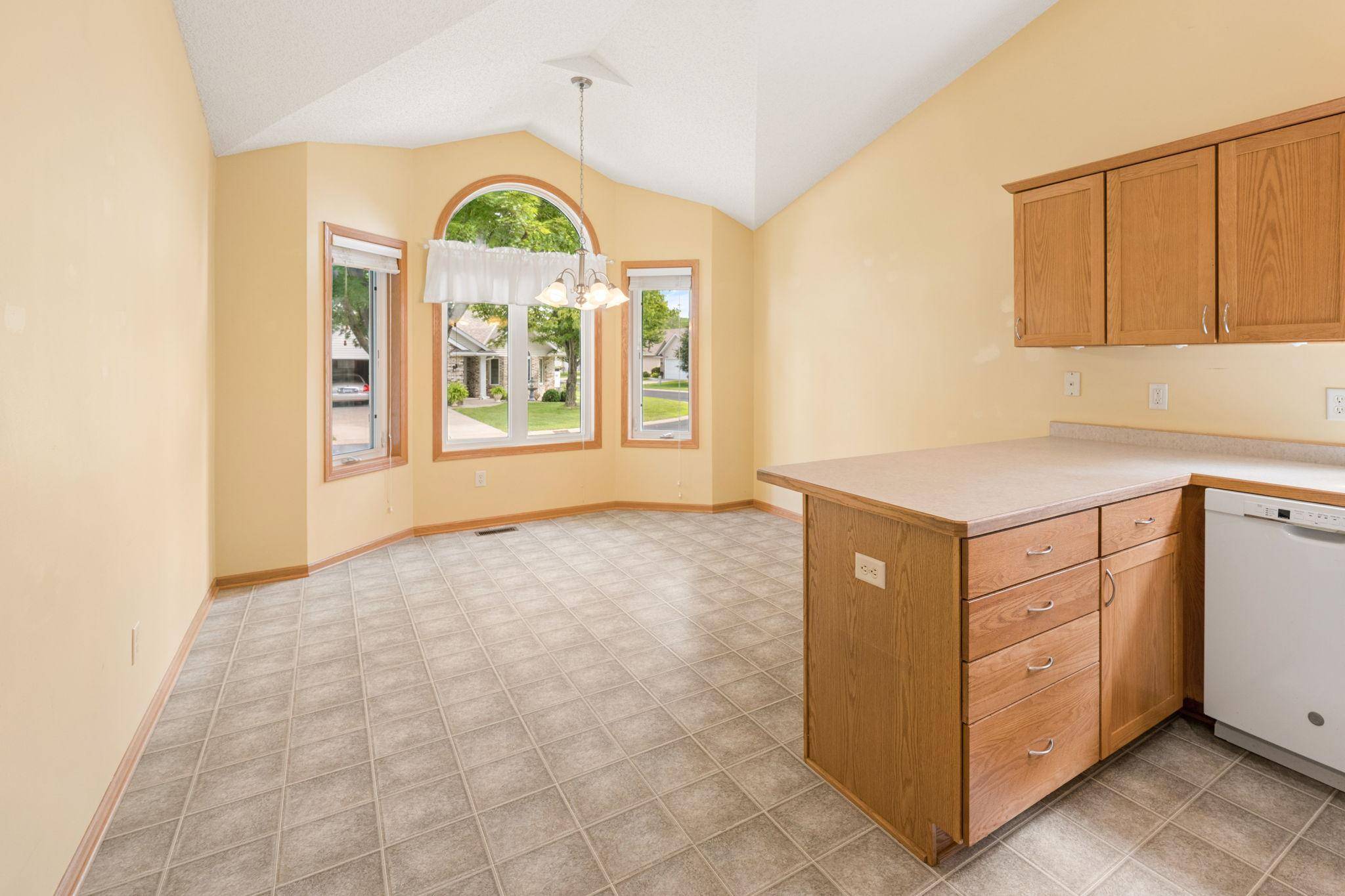 12554 Thrush ST NW, Coon Rapids, MN 55448