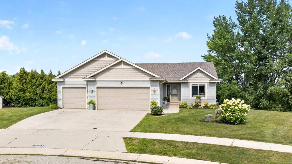 601 3rd ST NE, Byron, MN 55920