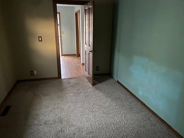 321 S Main ST, Lake Crystal, MN 56055