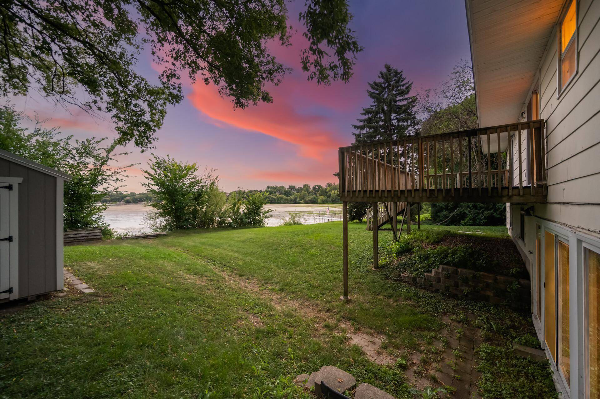 7 Lakeview Terrace BLVD, Waconia, MN 55387