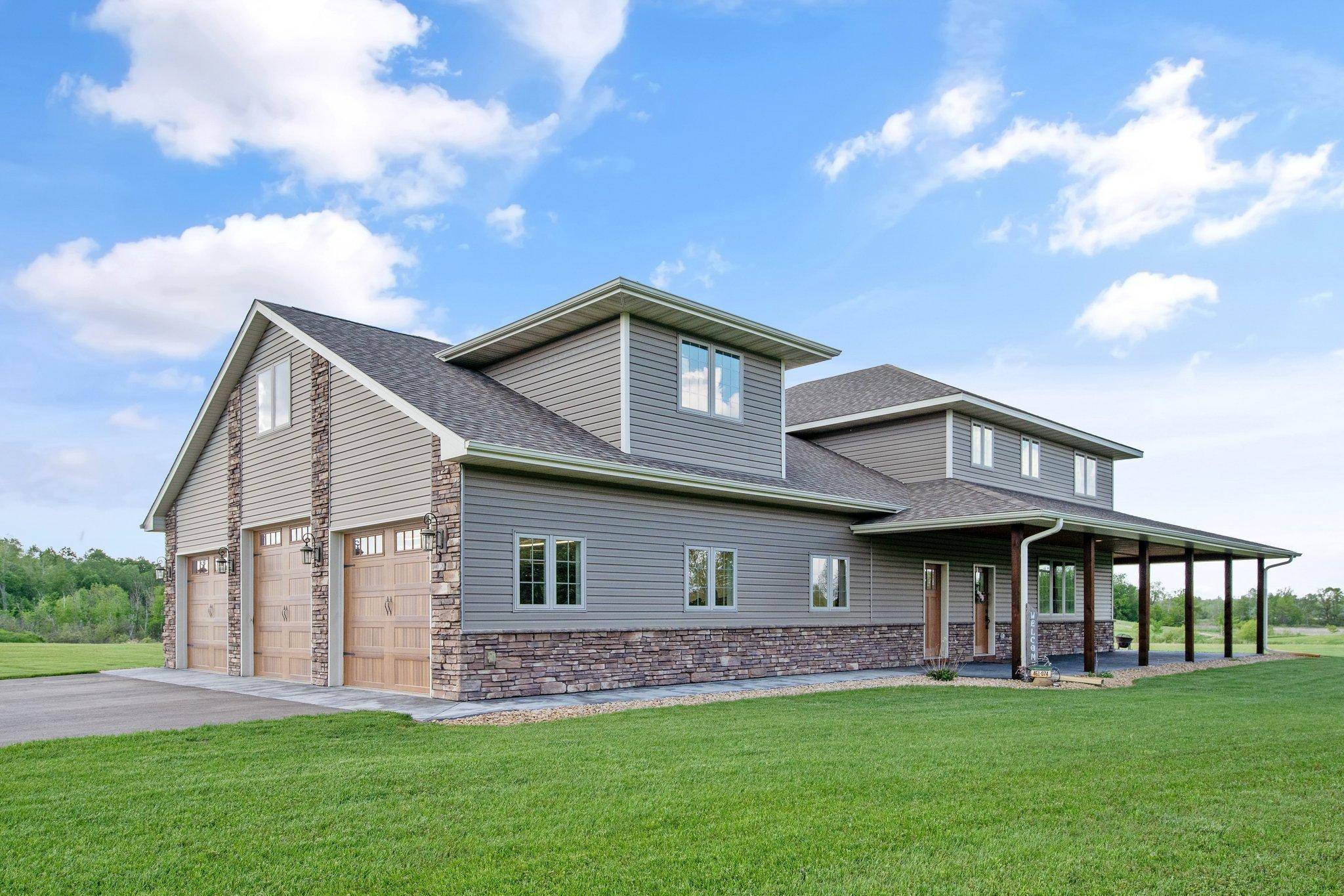 6699 313th AVE NE, North Branch, MN 55056