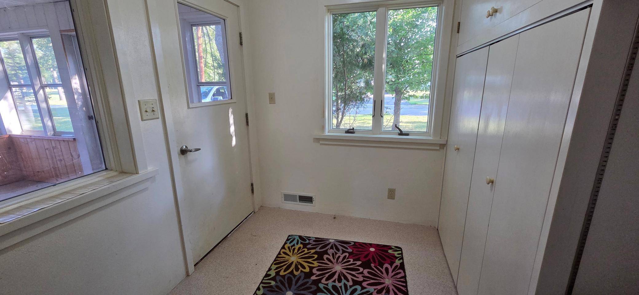 102 Riverview BLVD, International Falls, MN 56649