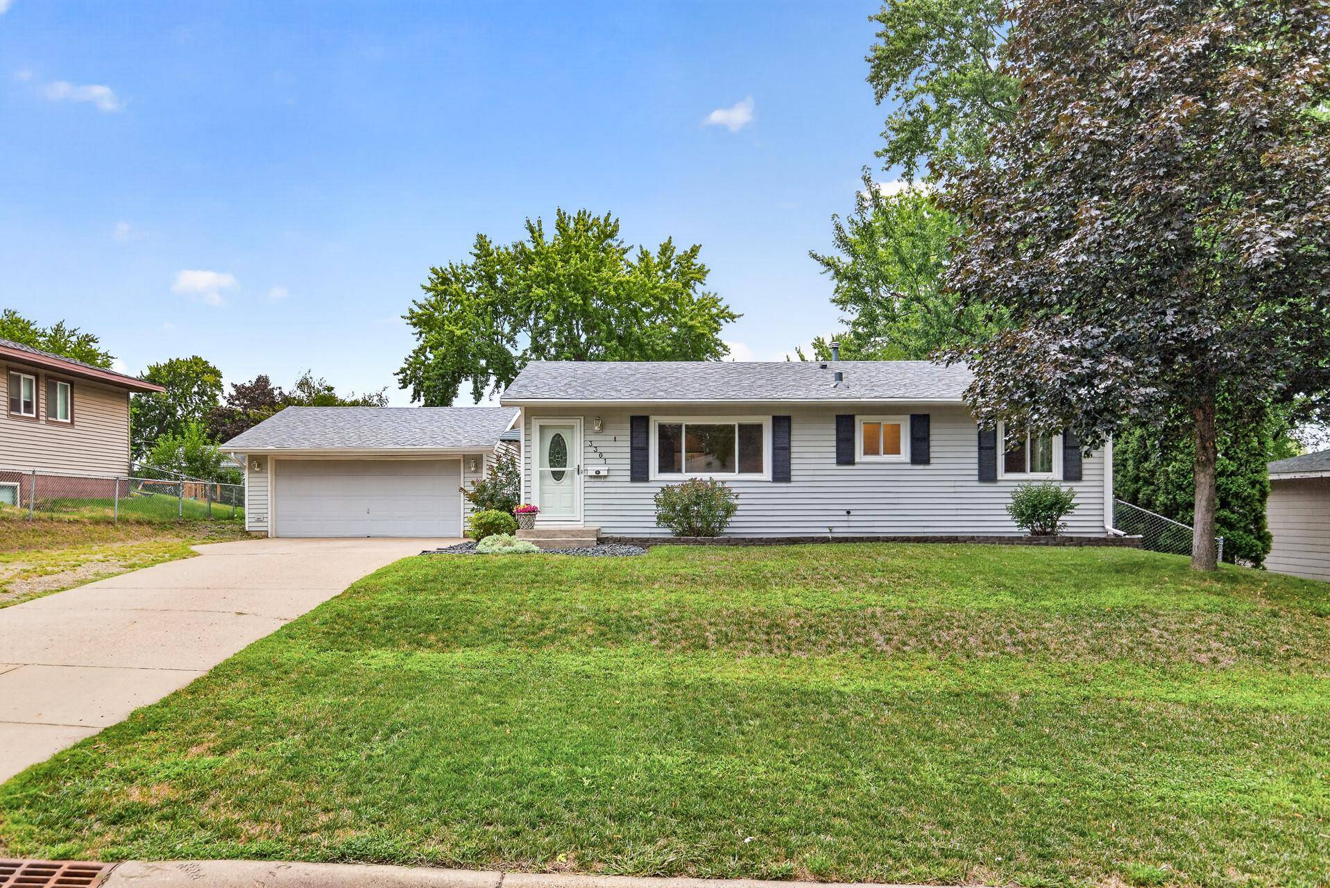 3301 69th ST E, Inver Grove Heights, MN 55076