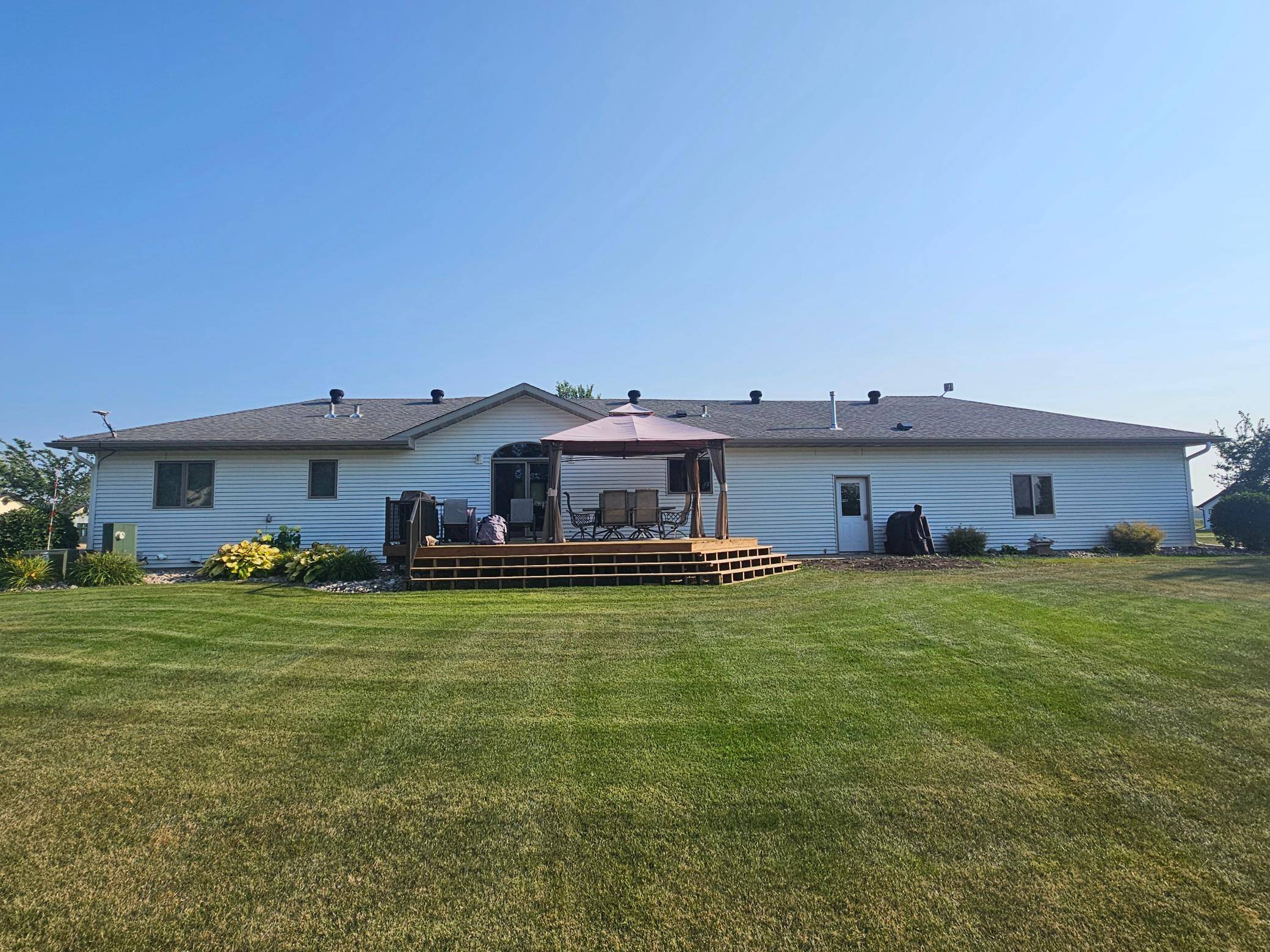 7580 Country Creek RD, Wahpeton, ND 58075