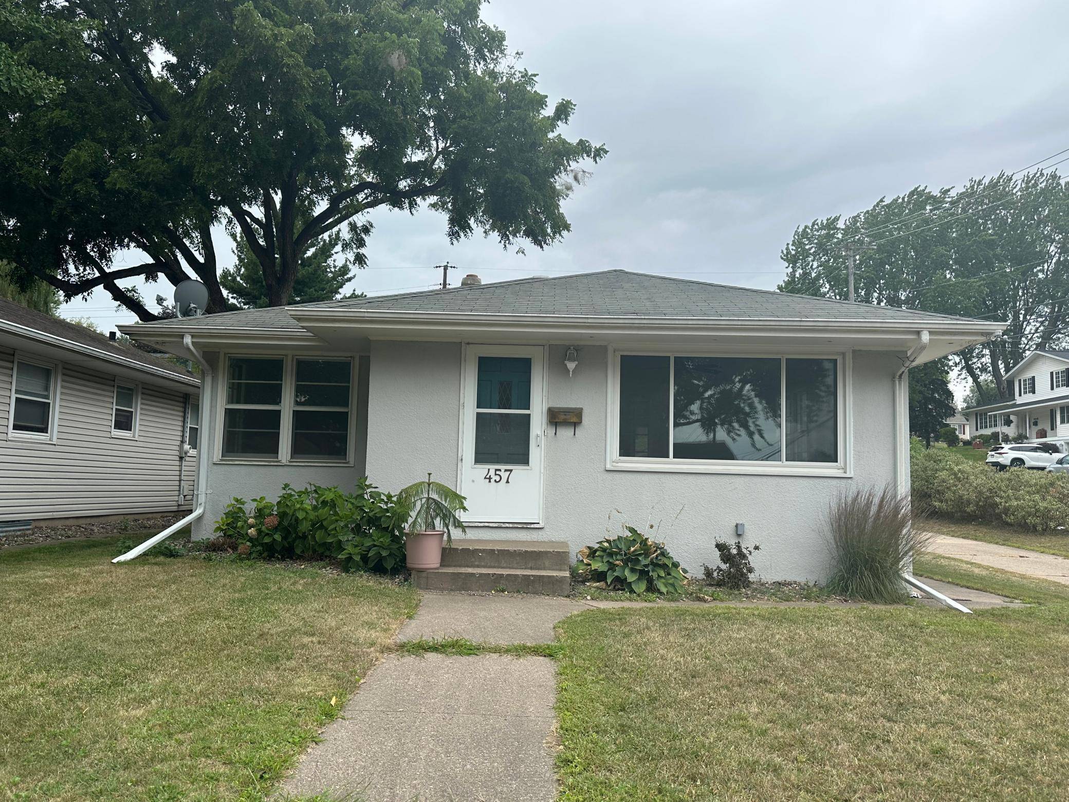 457 18th AVE N, South Saint Paul, MN 55075