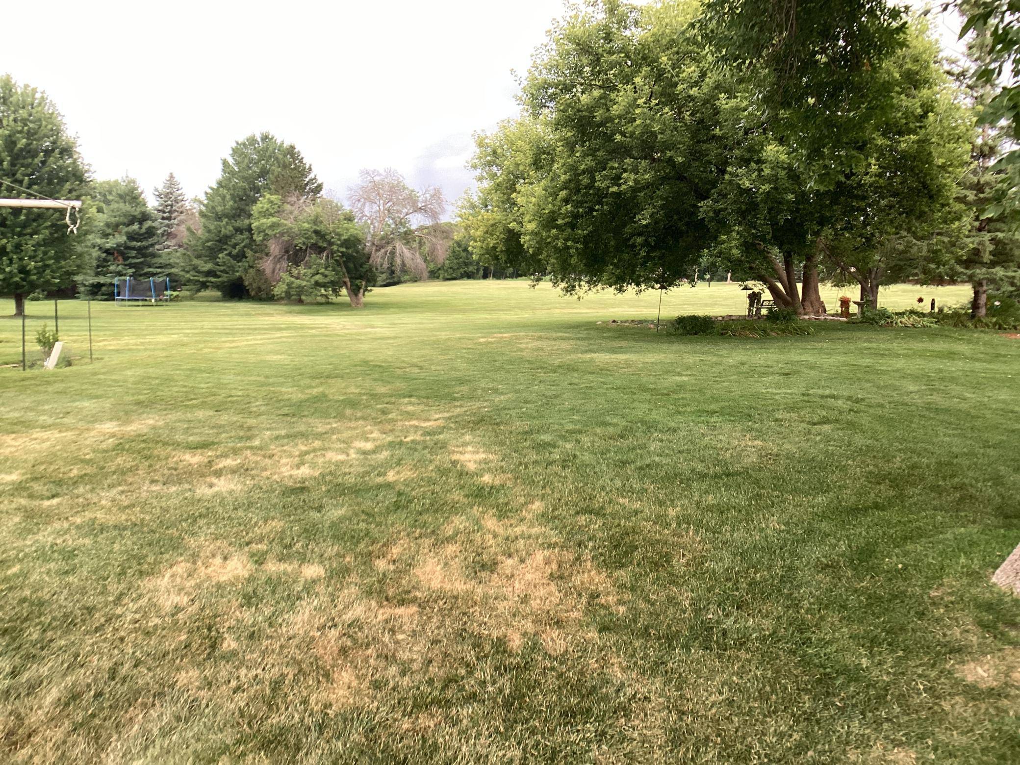 3245 Pilgrim LN N, Plymouth, MN 55441