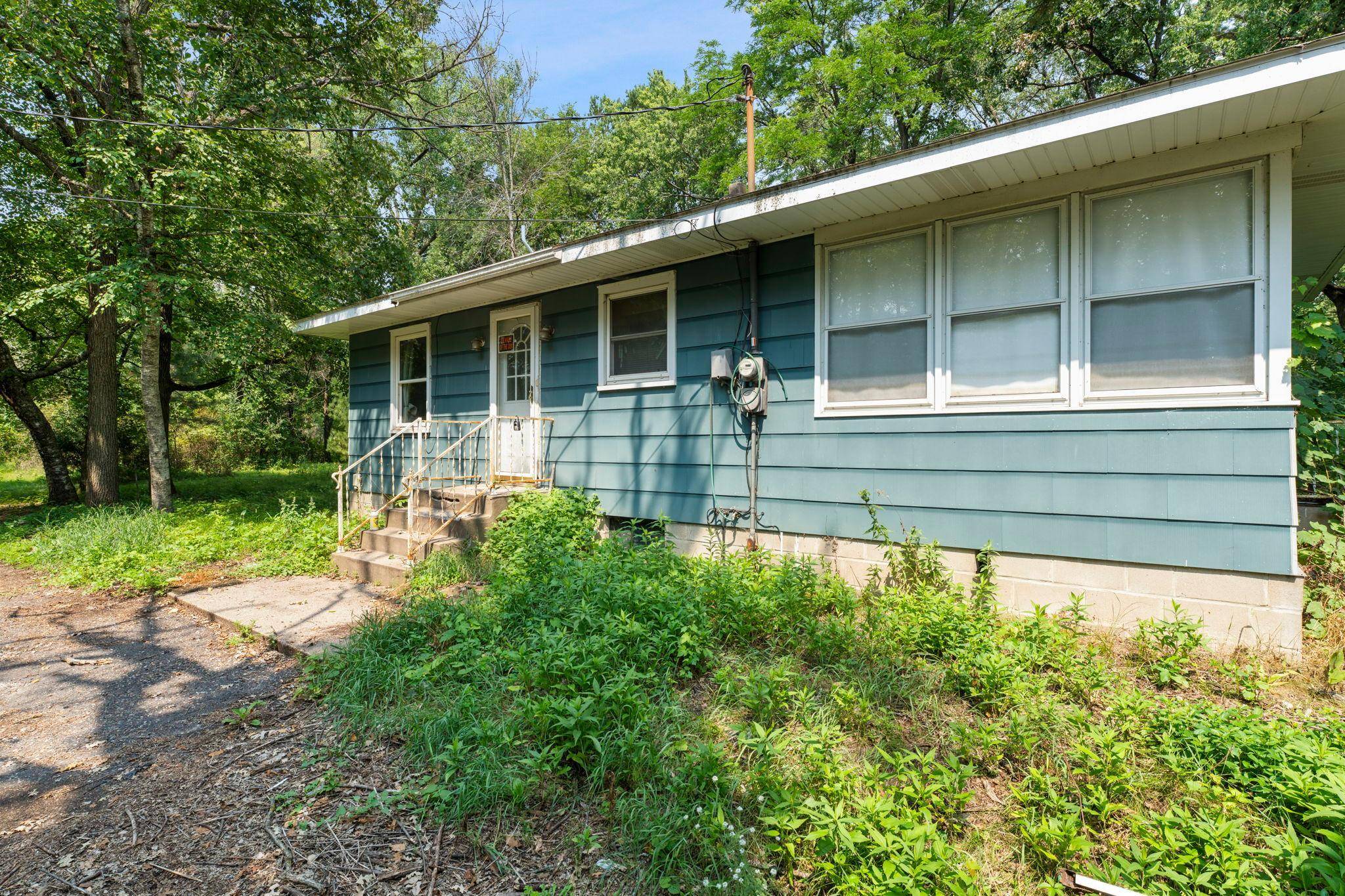 17225 Round Lake BLVD NW, Andover, MN 55304
