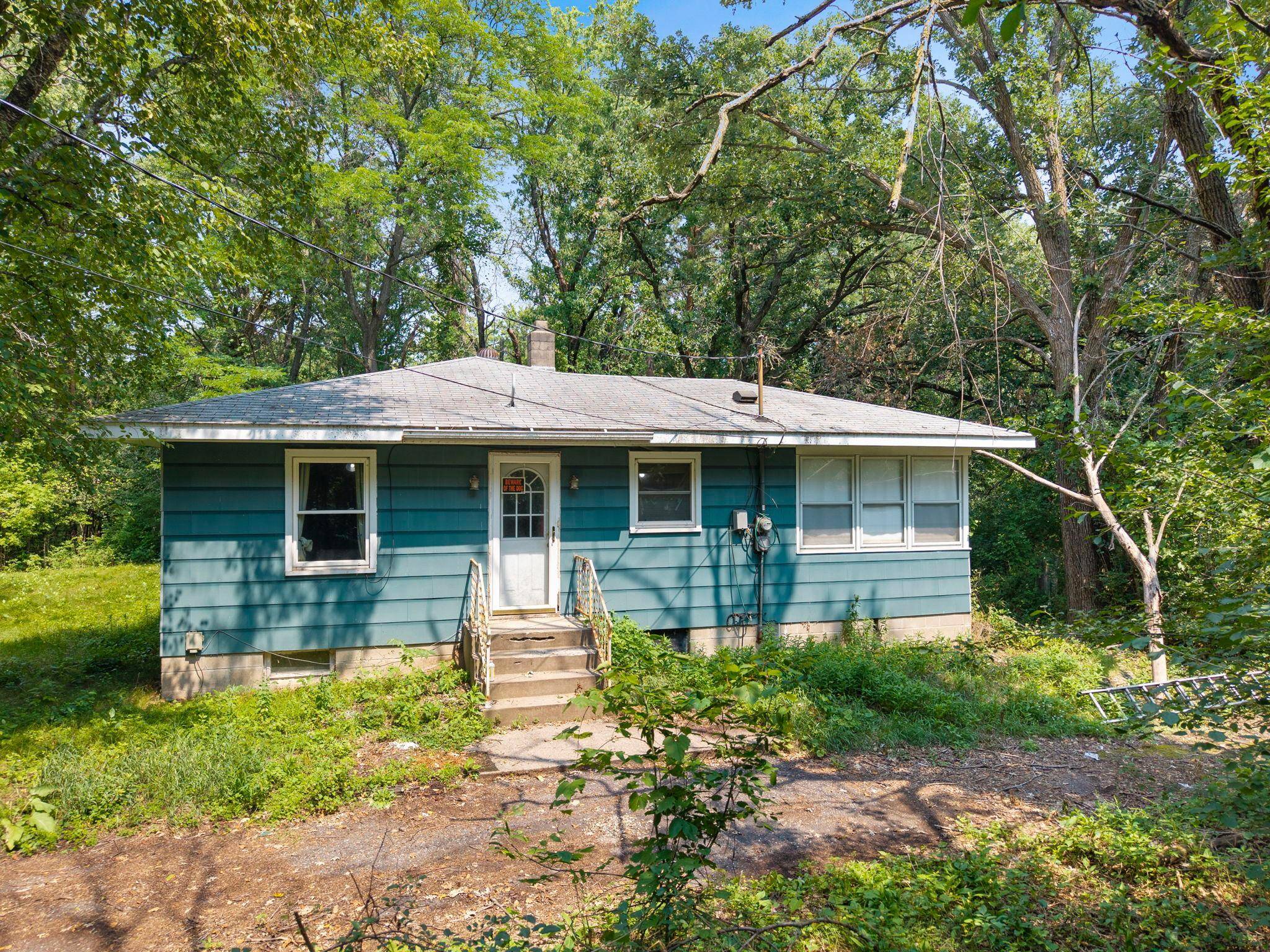 17225 Round Lake BLVD NW, Andover, MN 55304