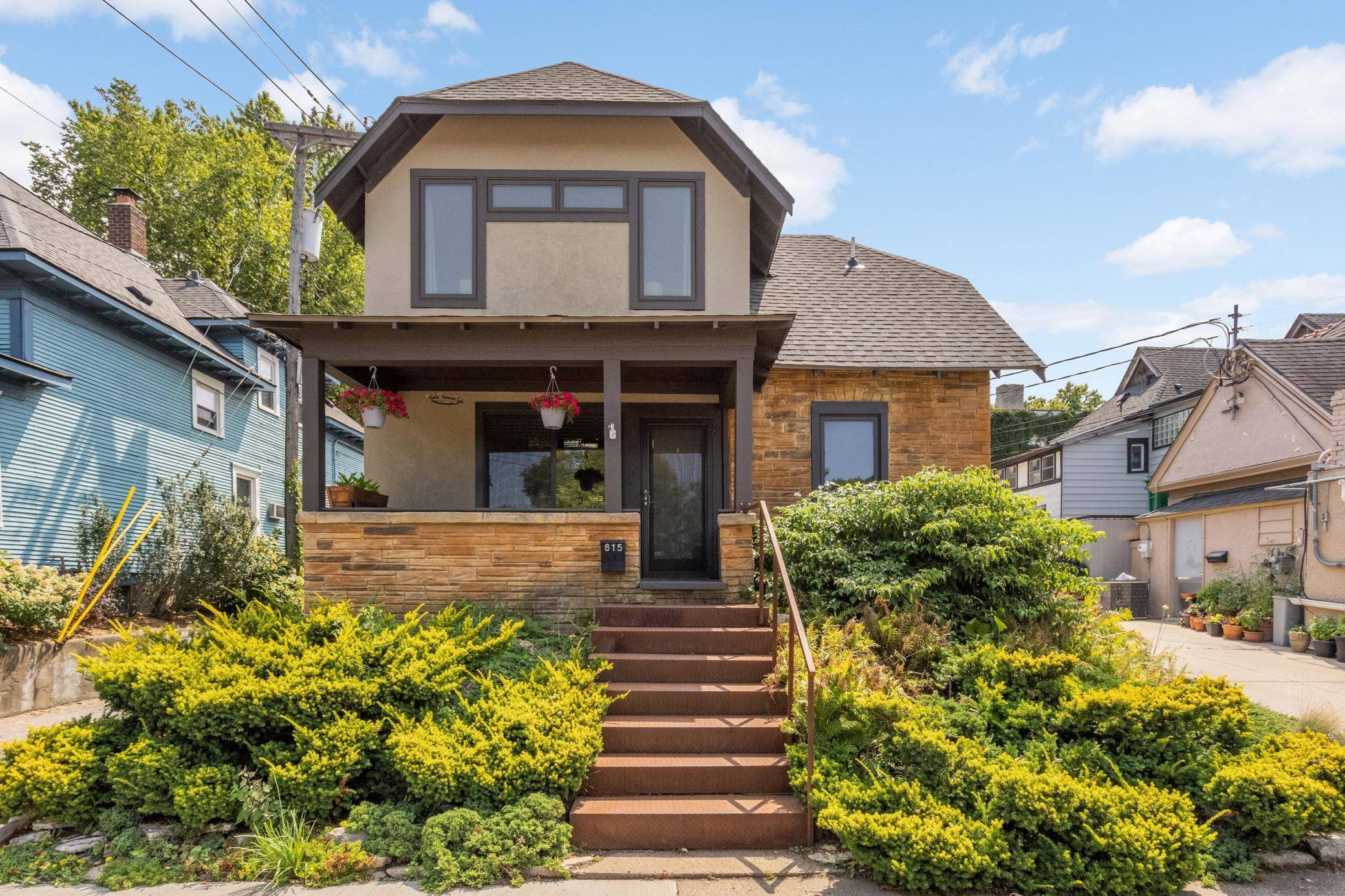 615 W 34th ST, Minneapolis, MN 55408