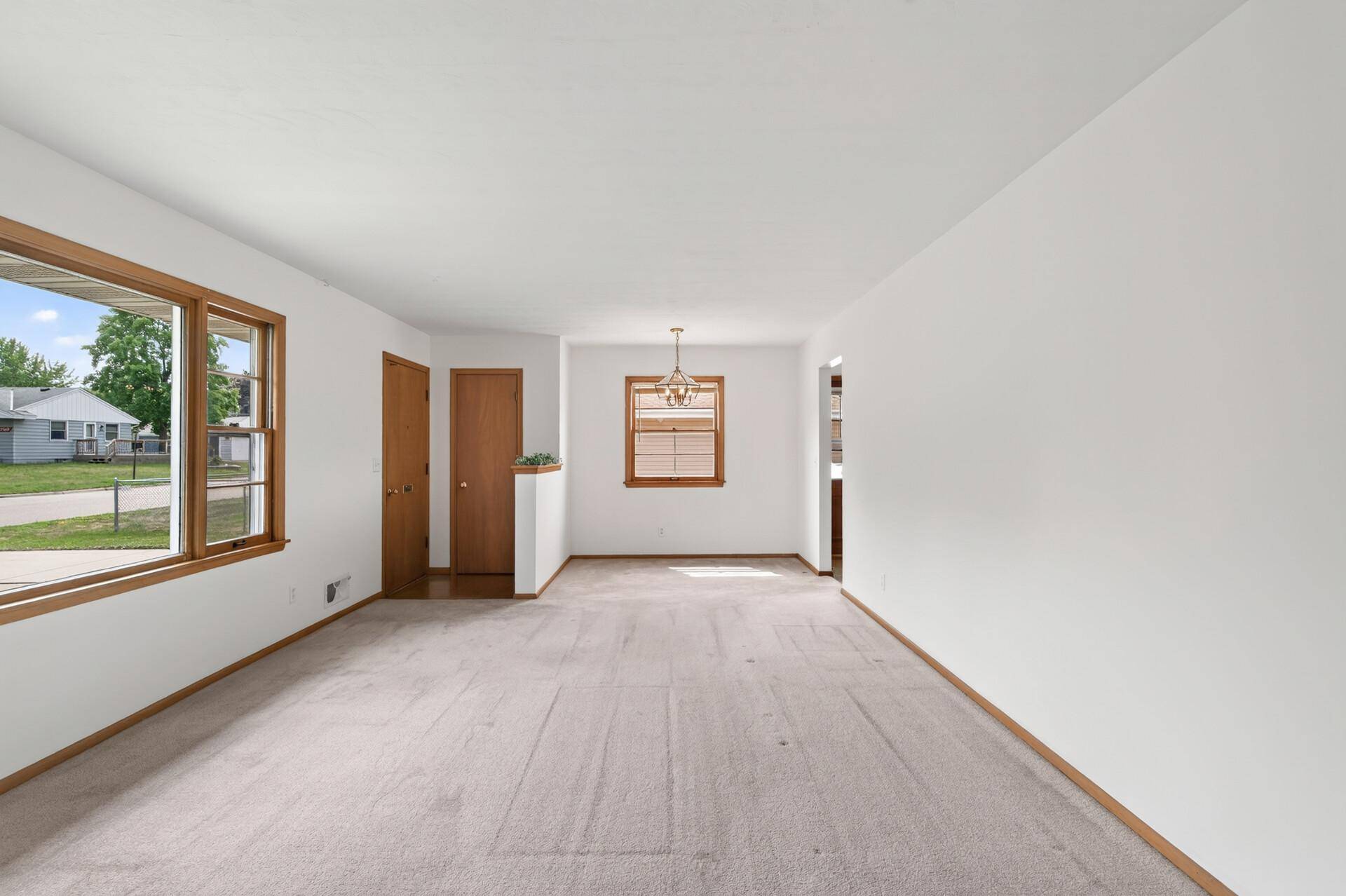 6836 Monroe ST NE, Fridley, MN 55432