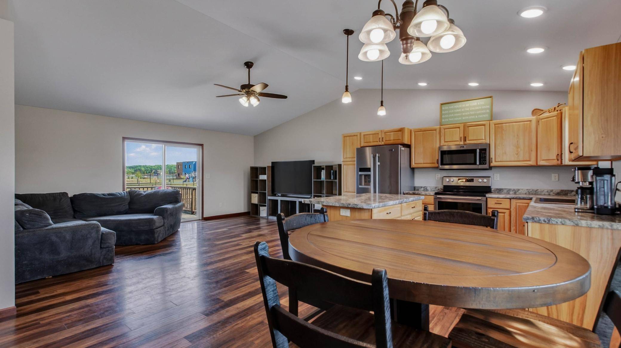 519 Haglin AVE, Cameron, WI 54822